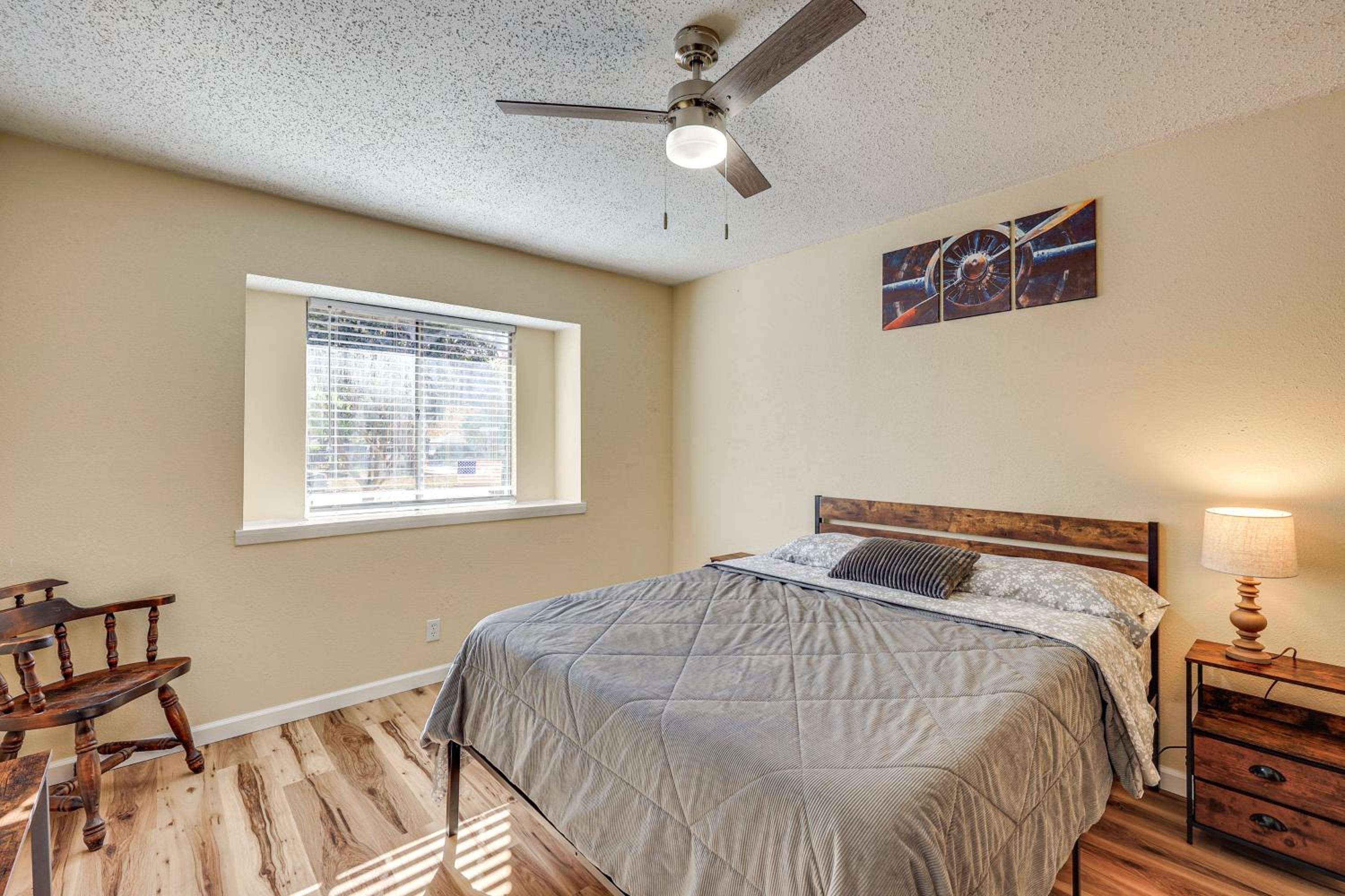 Hot Tub, Pool and Game Room San Antonio Family Gem