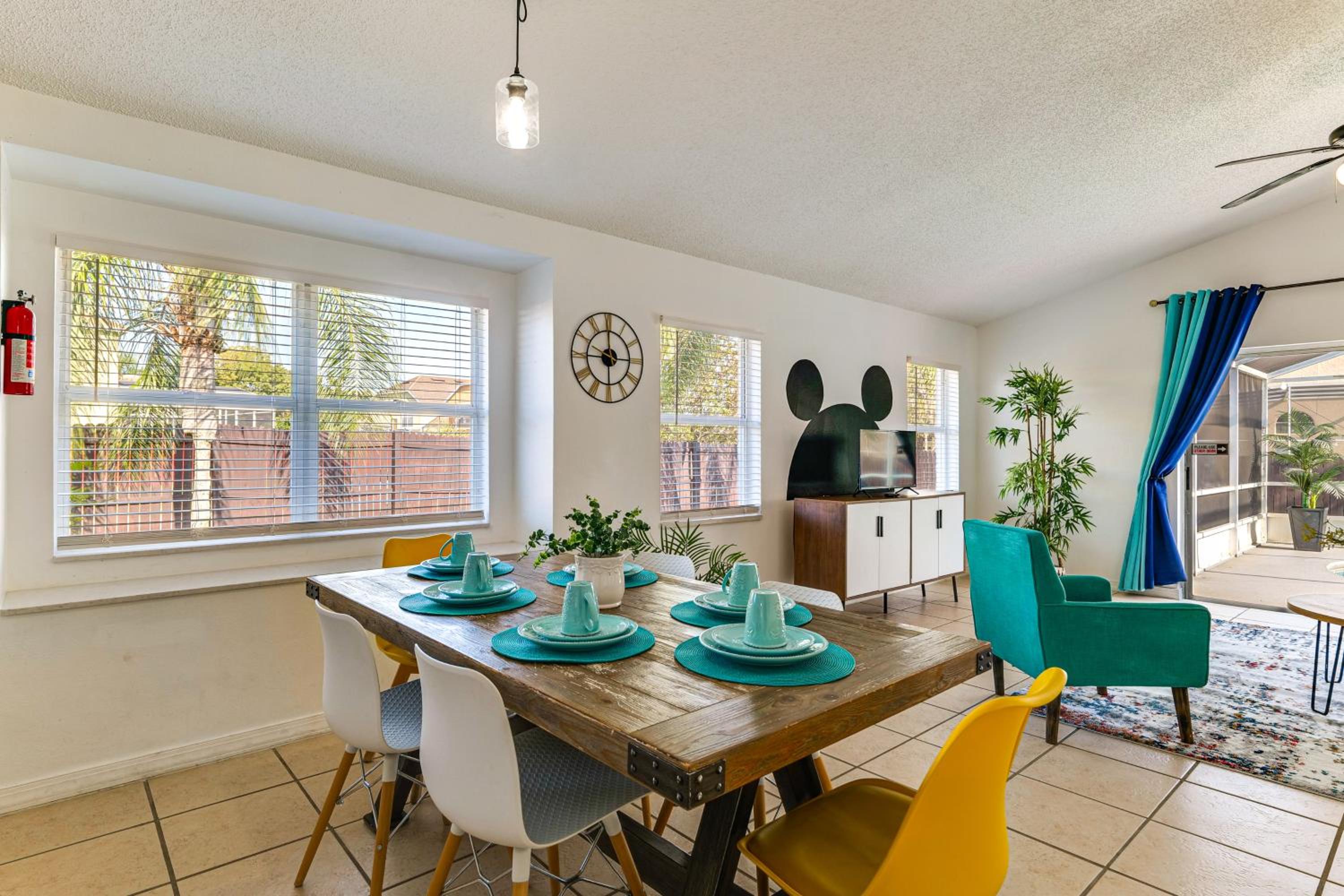 7 Mi to Disney Parks Family Getaway with Game Room