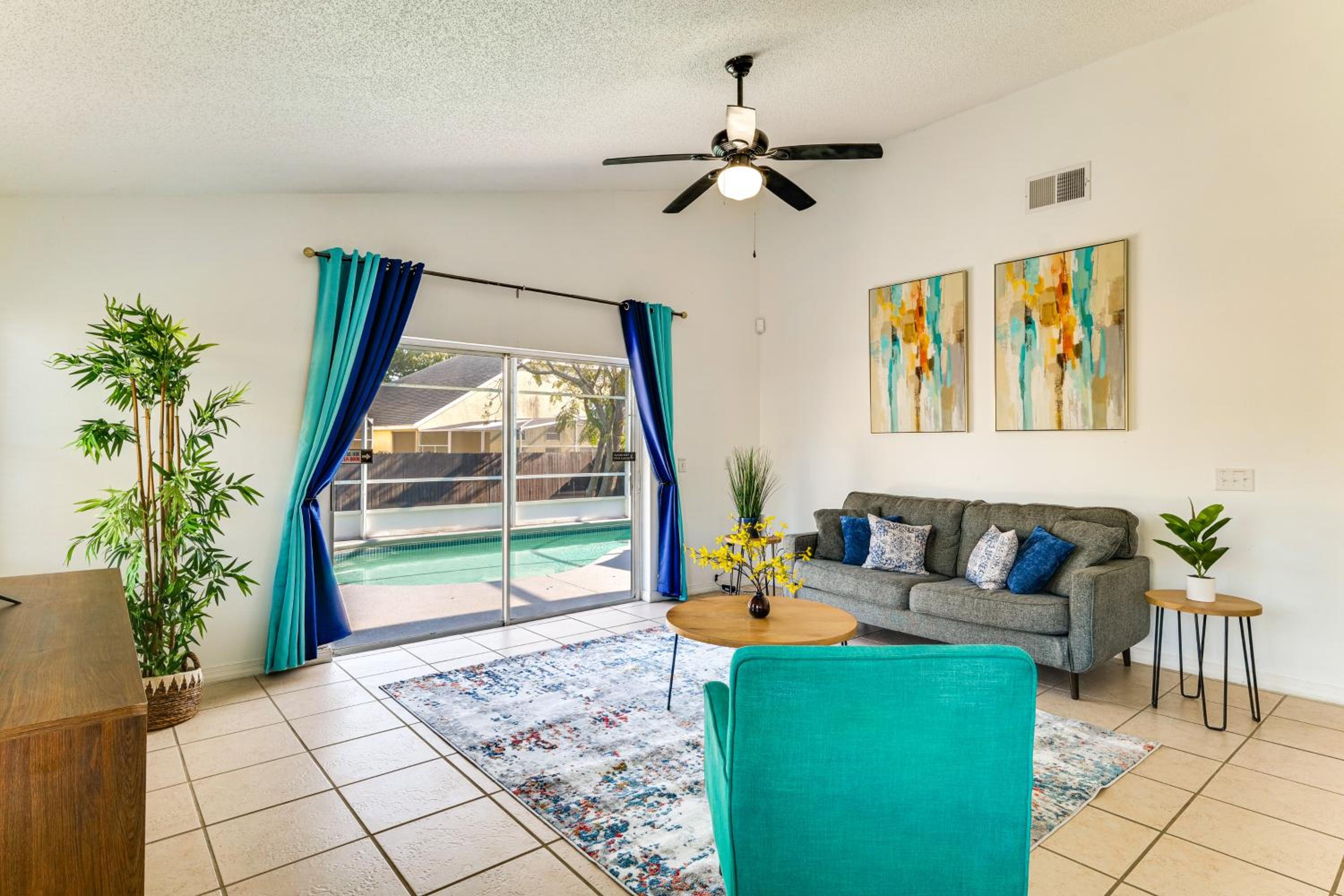 7 Mi to Disney Parks Family Getaway with Game Room