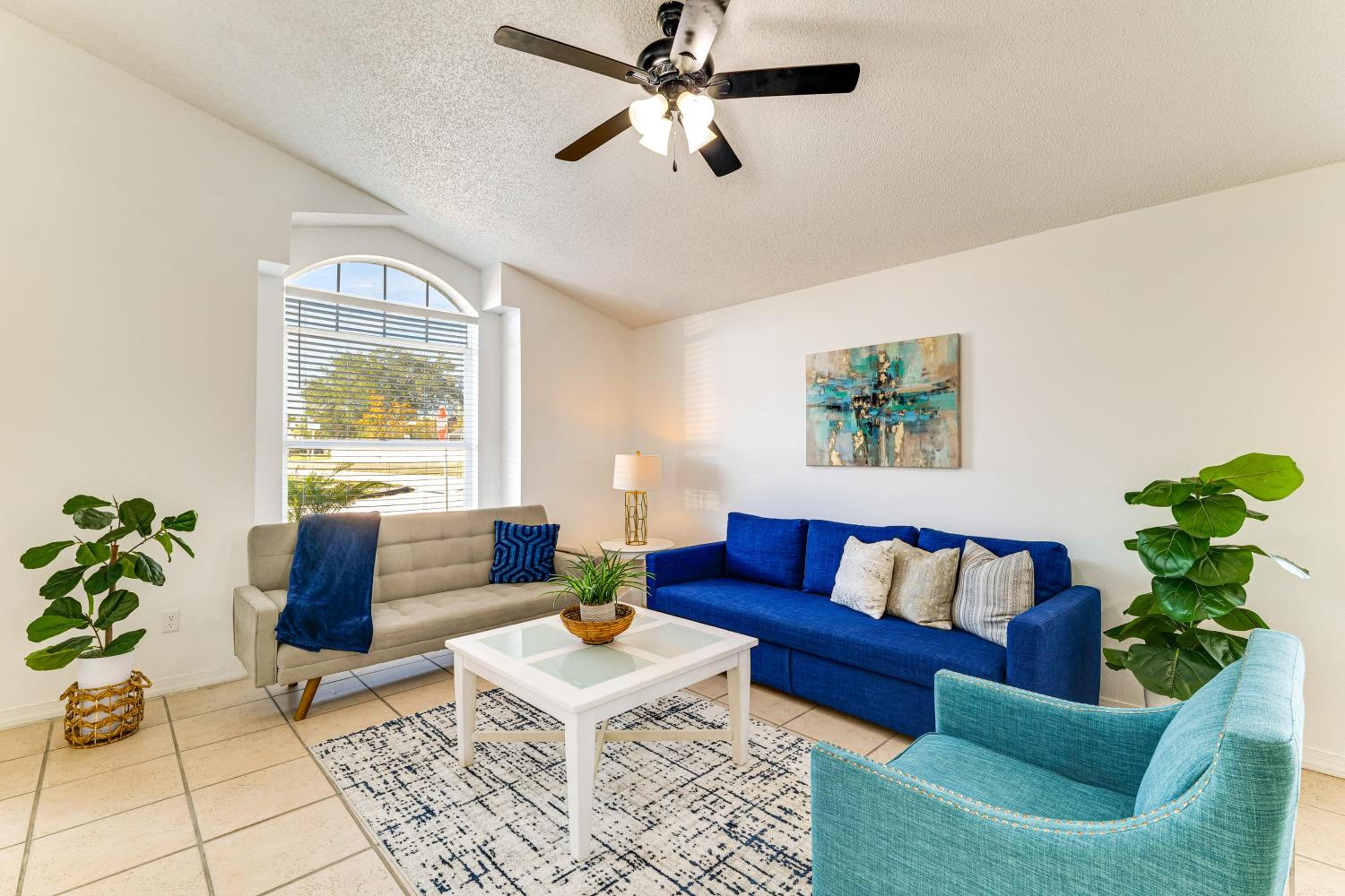 7 Mi to Disney Parks Family Getaway with Game Room