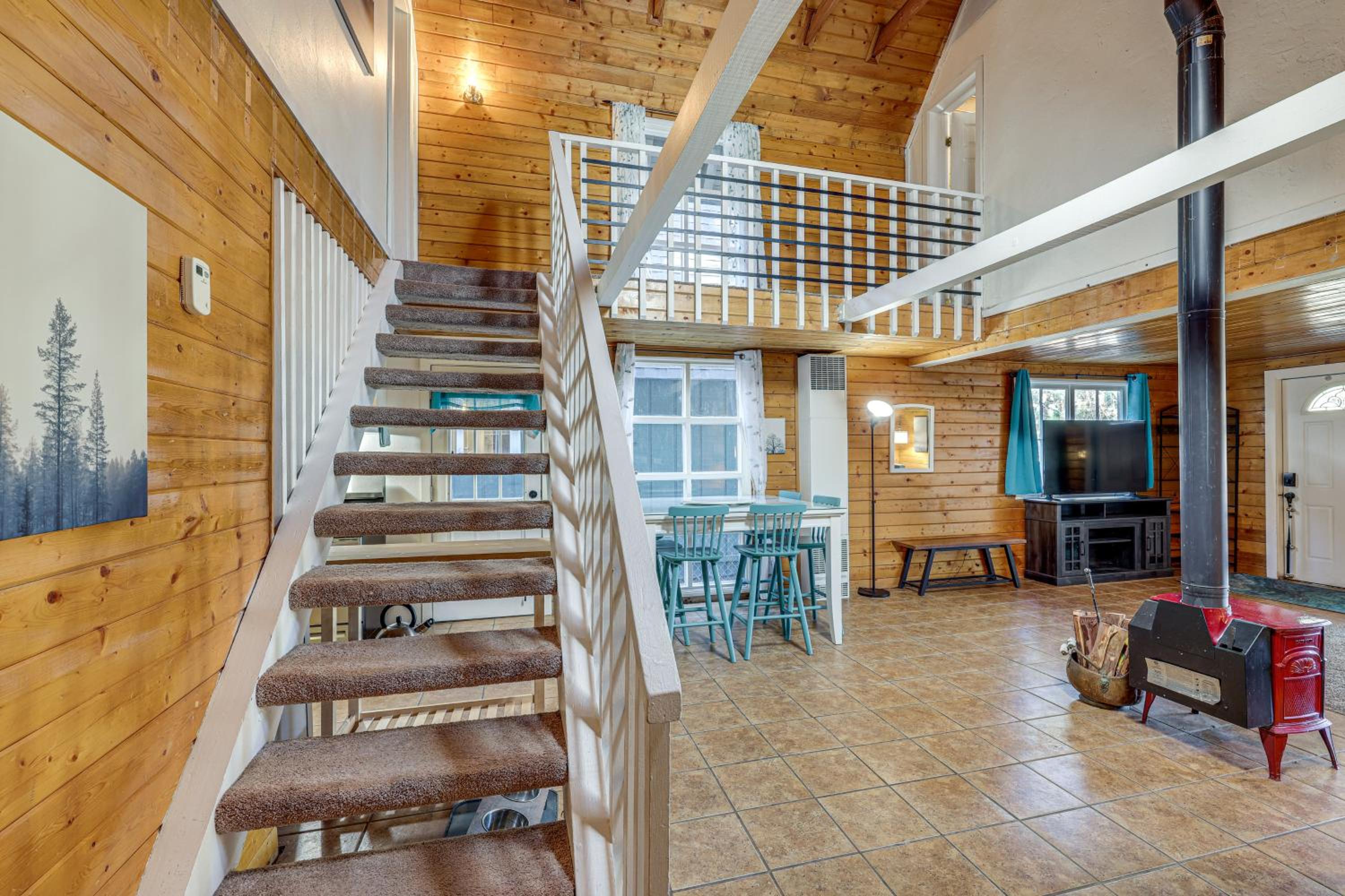 Walk to Trolley! Big Bear Family Cabin with Deck