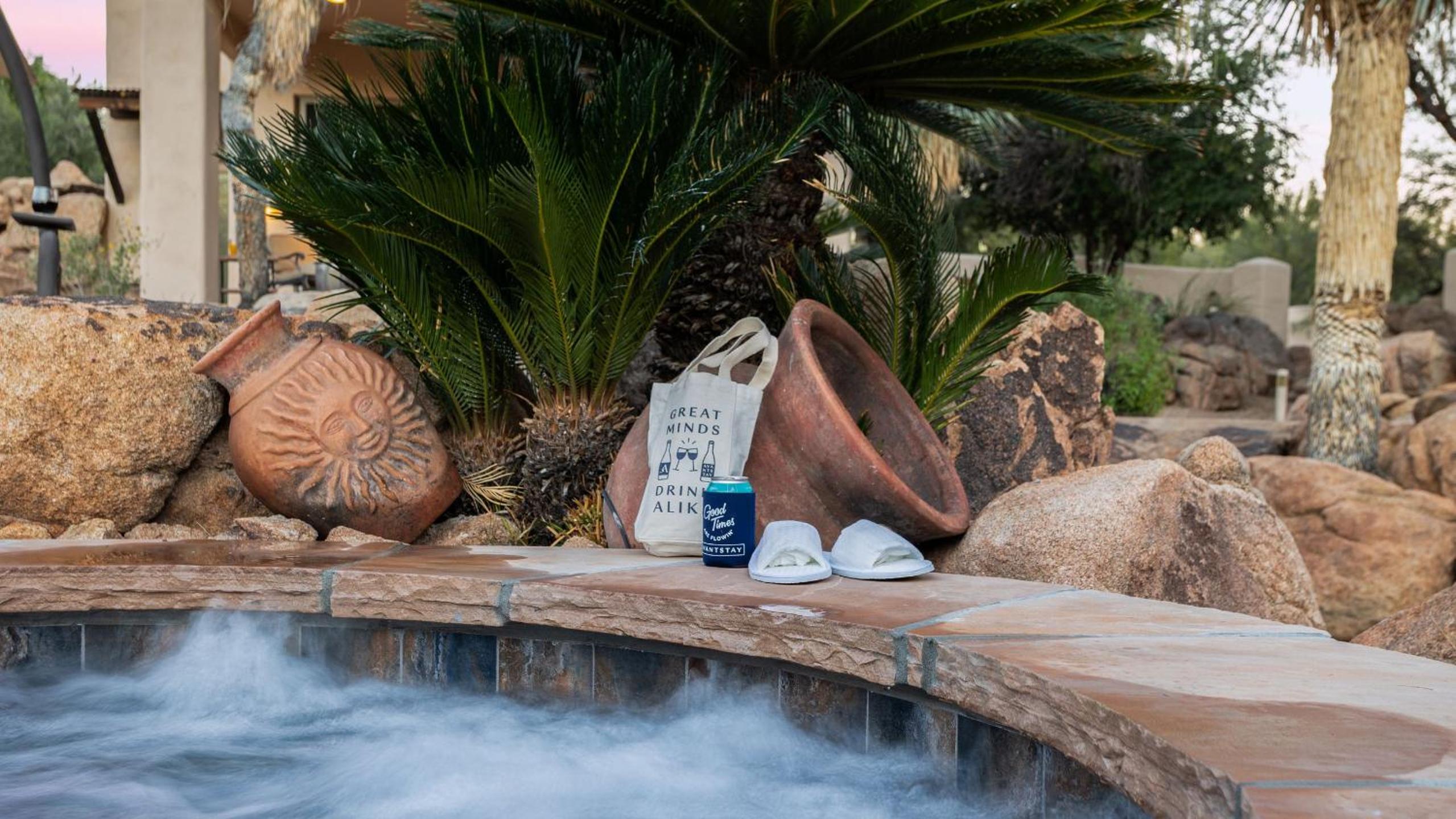 5BDR Oasis w Waterfall Pool Hot Tub Desert View Desert Cascase by AvantStay