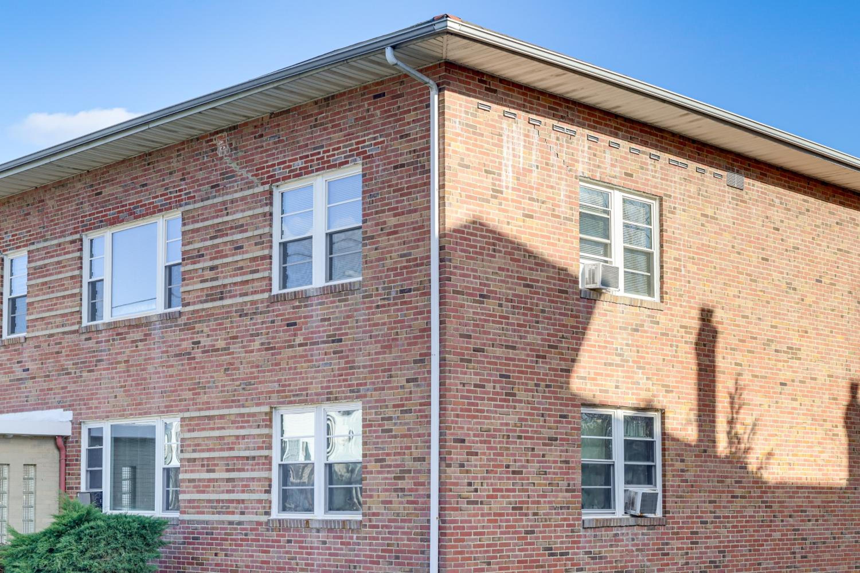 Waterfront Gem Less Than 1 Mi to Dtwn Cambridge!