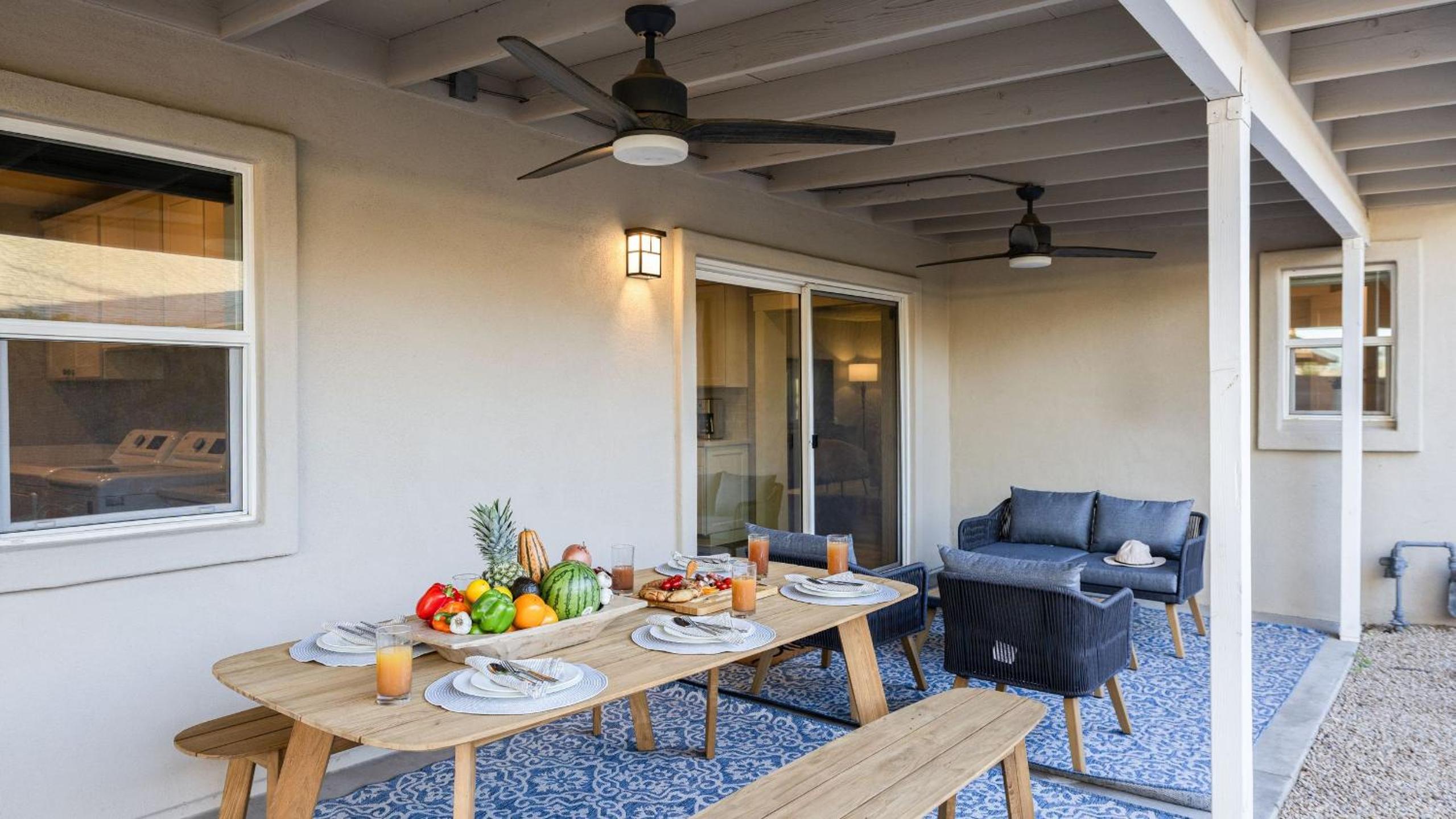 Fire Pit Covered Patio Near Old Town Scottsdale Arcadia Haven by AvantStay