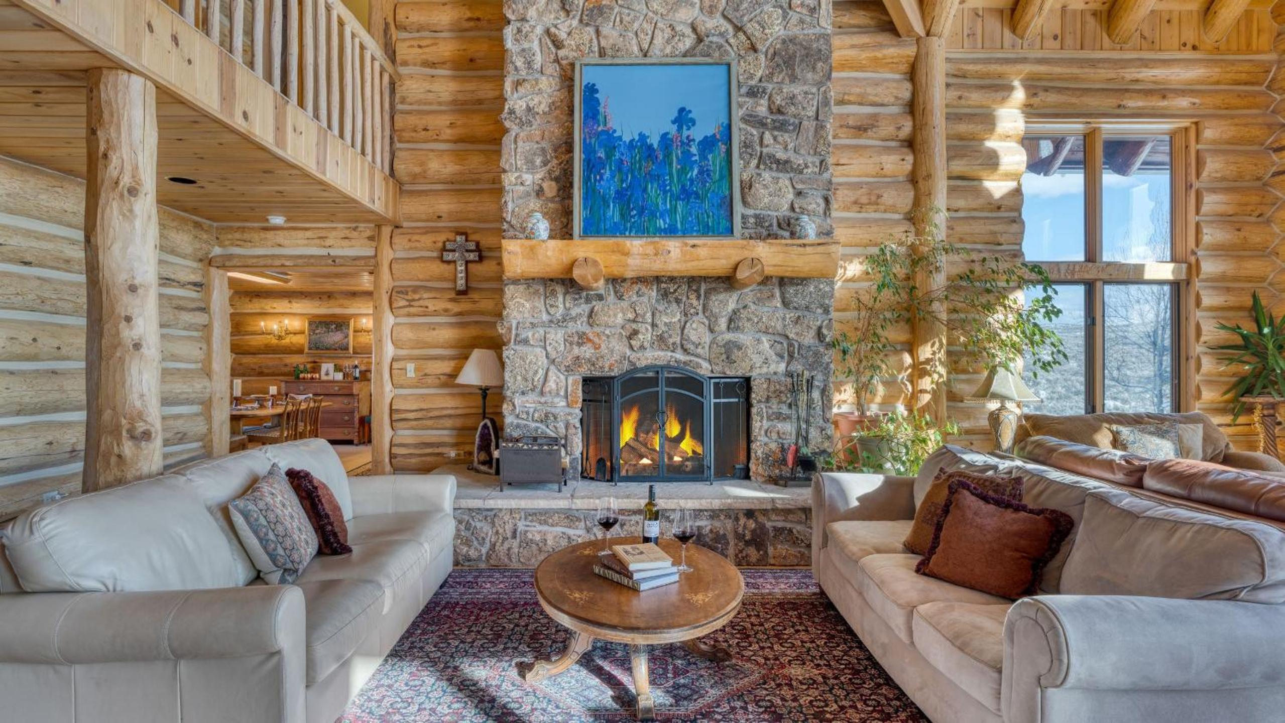 Sleeps 20 Secluded 7BDR Retreat on 71 Priv Acres Elkstone Lodge by AvantStay