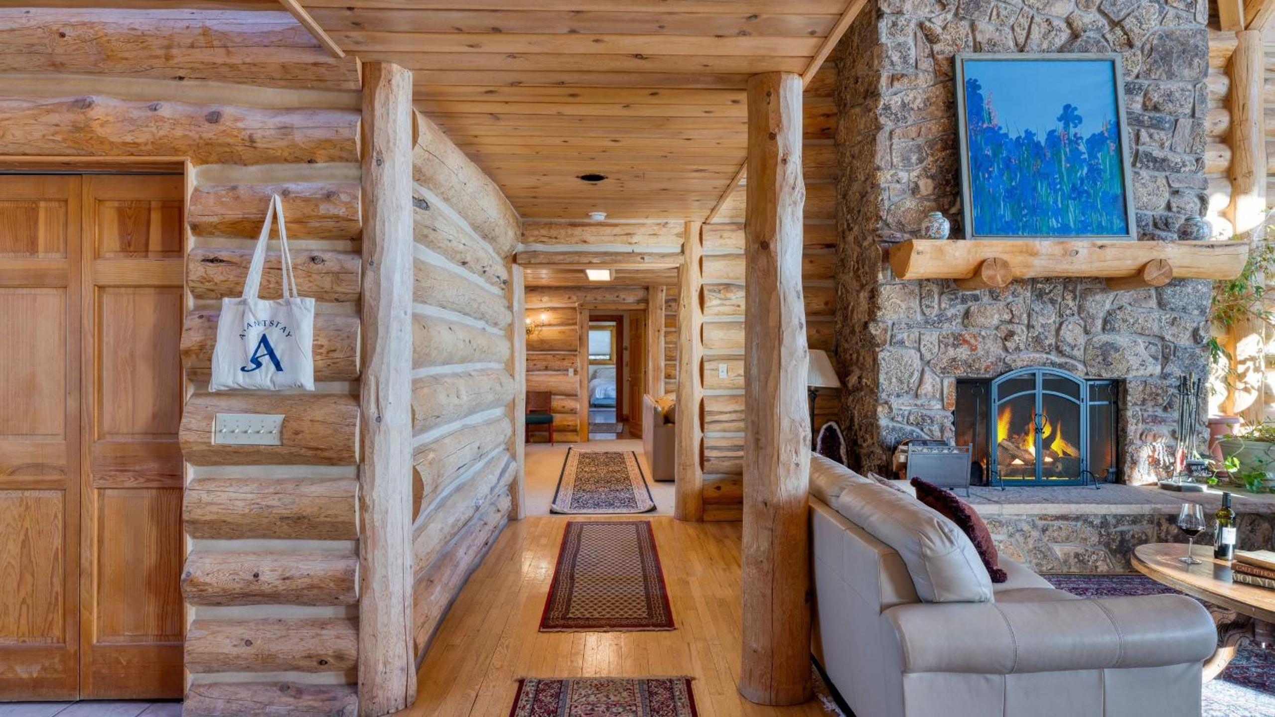 Sleeps 20 Secluded 7BDR Retreat on 71 Priv Acres Elkstone Lodge by AvantStay