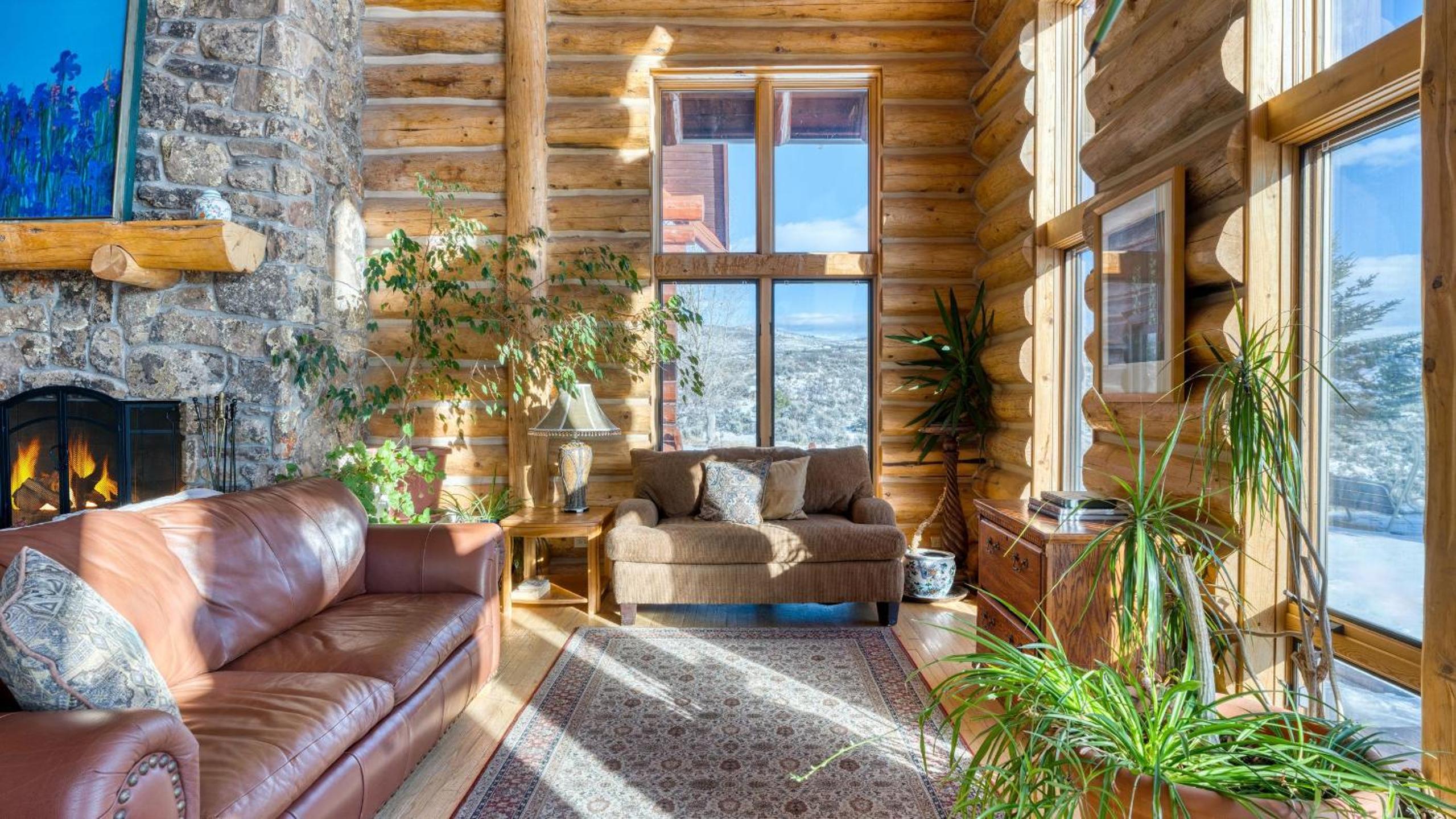 Sleeps 20 Secluded 7BDR Retreat on 71 Priv Acres Elkstone Lodge by AvantStay