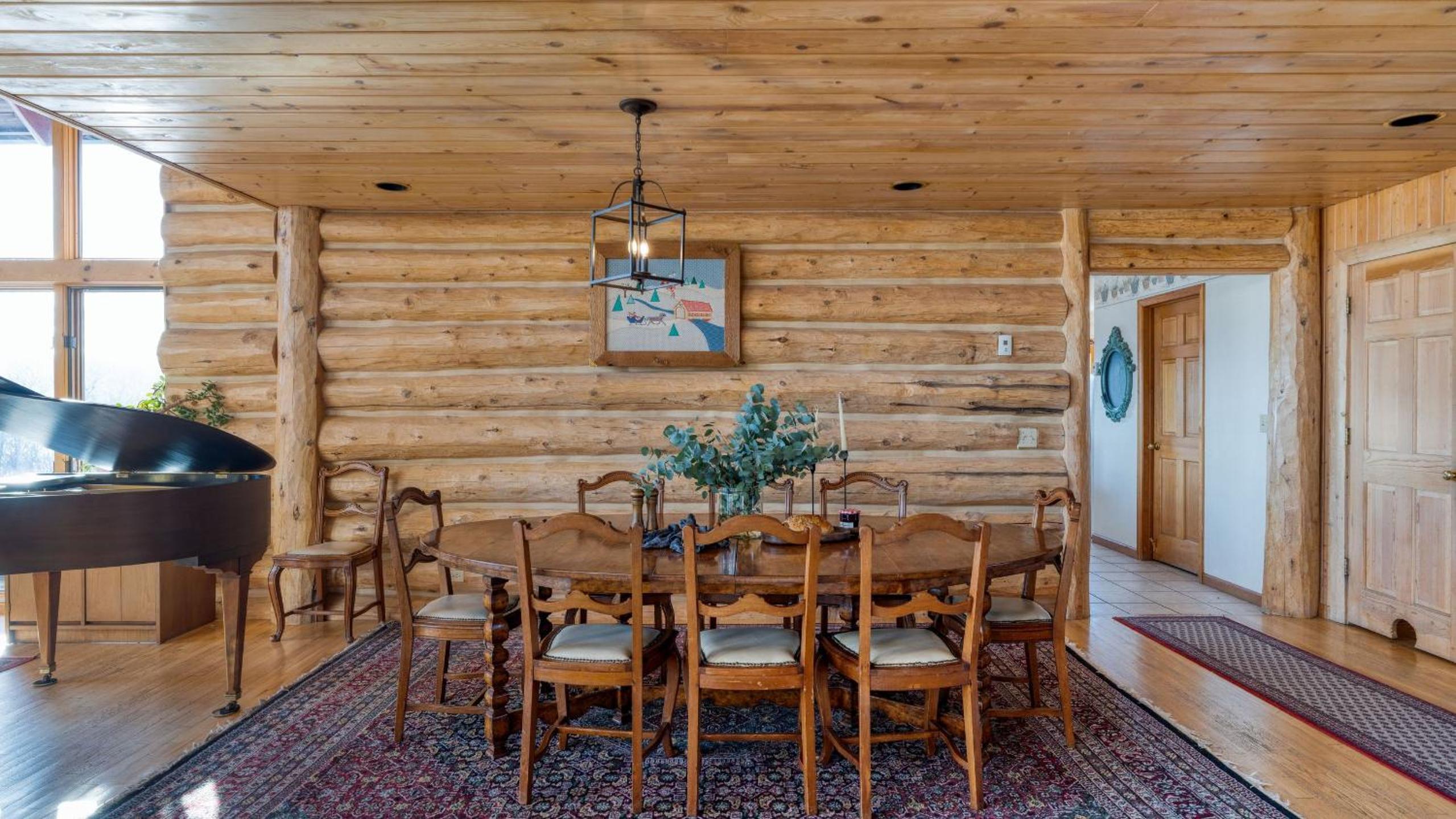 Sleeps 20 Secluded 7BDR Retreat on 71 Priv Acres Elkstone Lodge by AvantStay