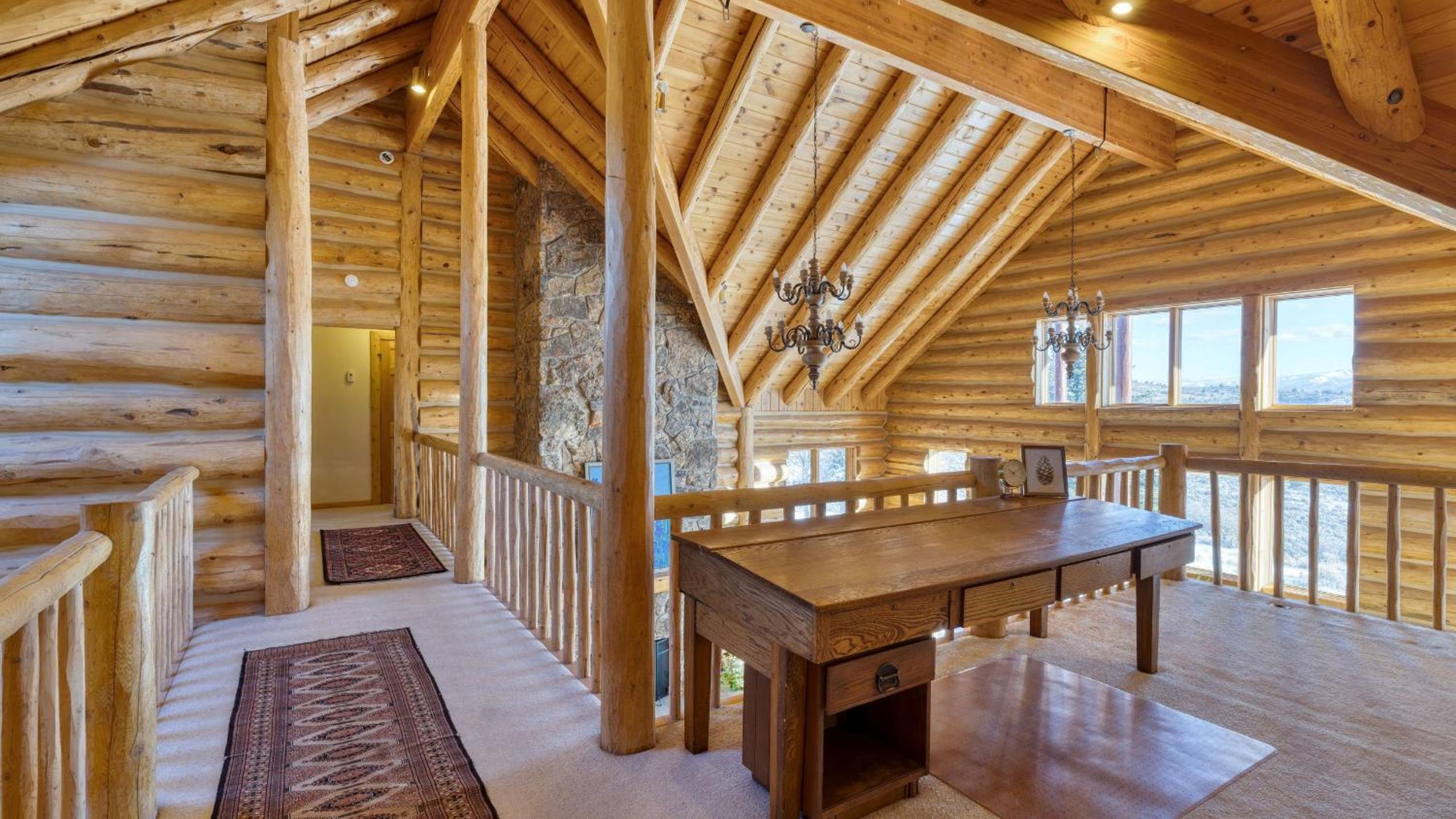 Sleeps 20 Secluded 7BDR Retreat on 71 Priv Acres Elkstone Lodge by AvantStay