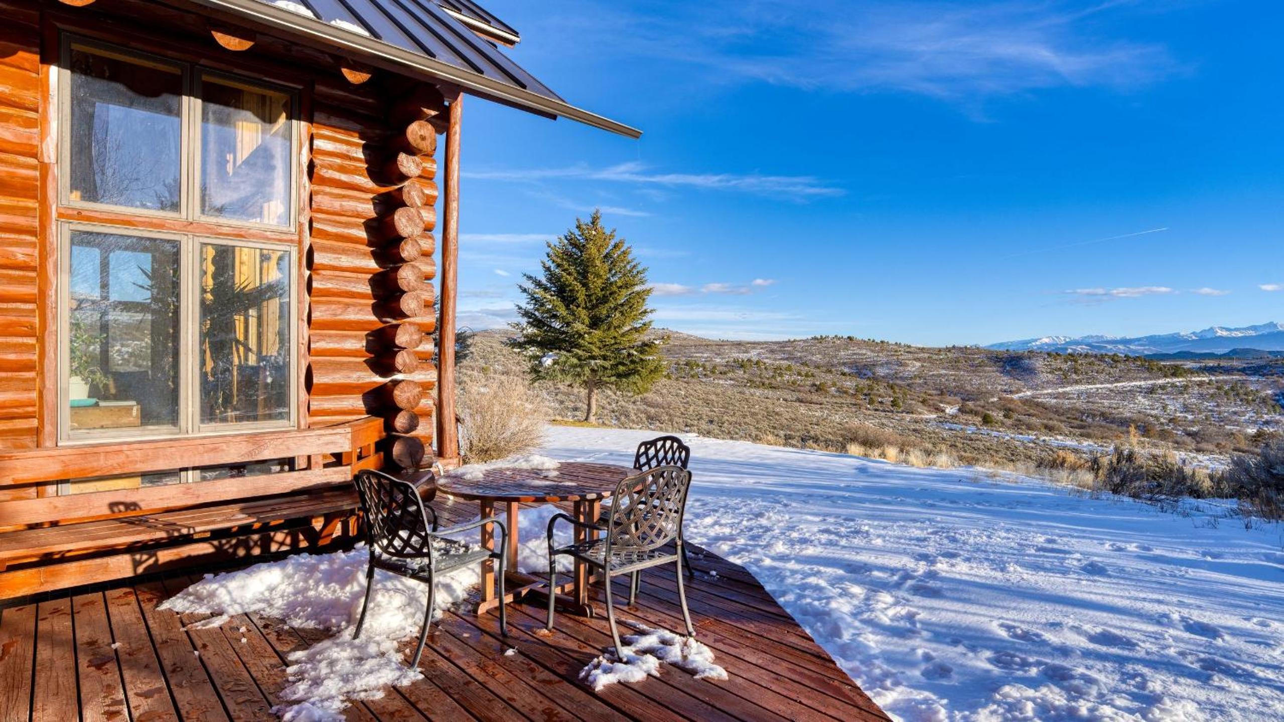 Sleeps 20 Secluded 7BDR Retreat on 71 Priv Acres Elkstone Lodge by AvantStay