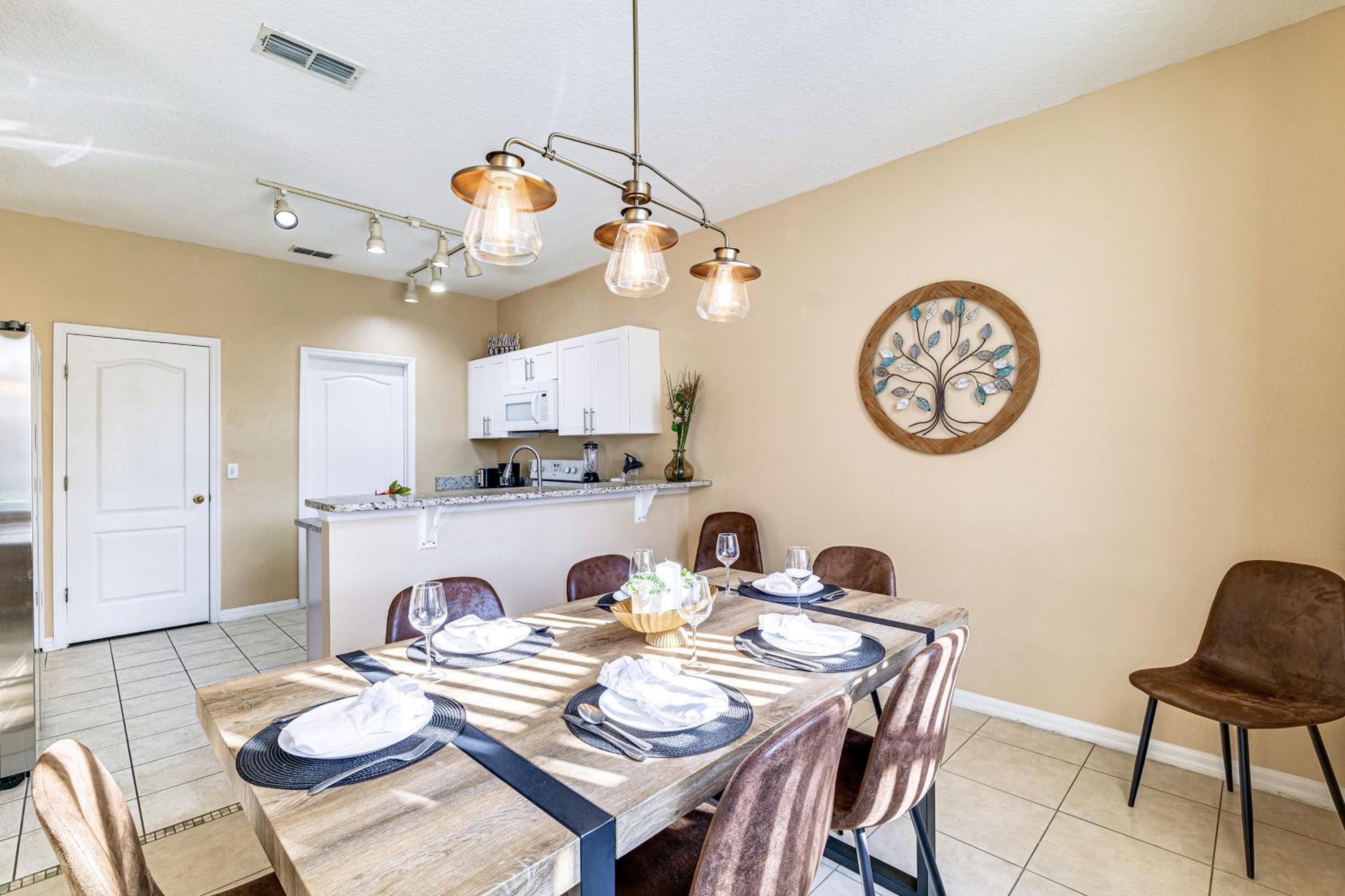 9 Mi to Disney Davenport Home with Pool and Game Room