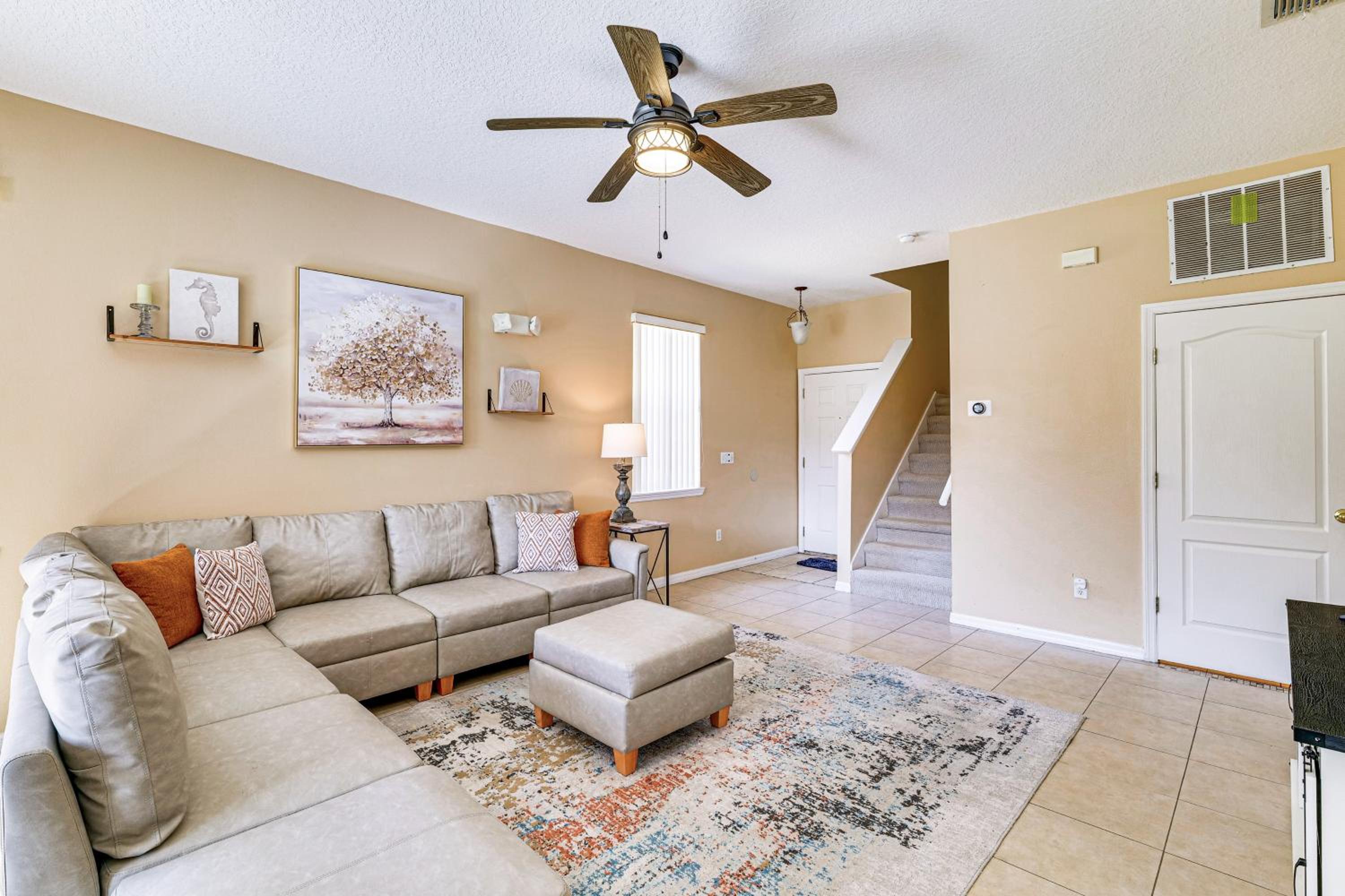 9 Mi to Disney Davenport Home with Pool and Game Room