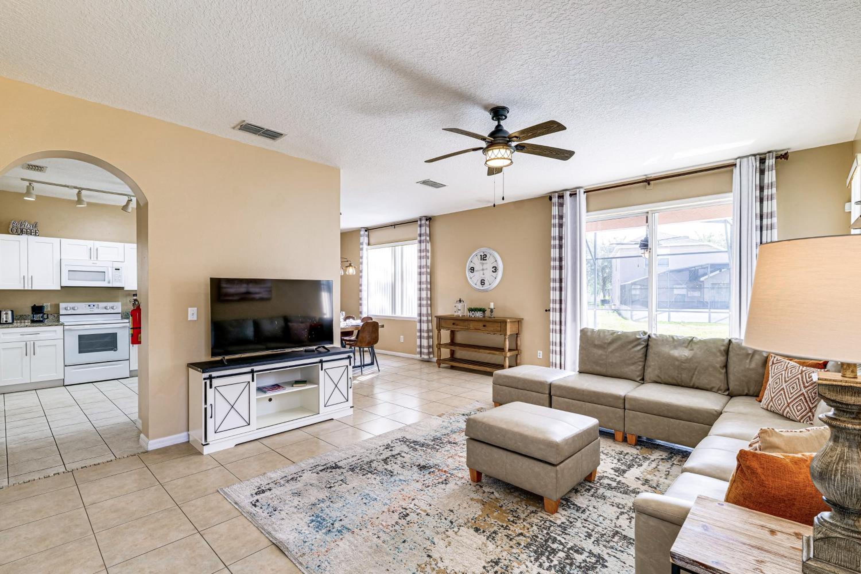 9 Mi to Disney Davenport Home with Pool and Game Room