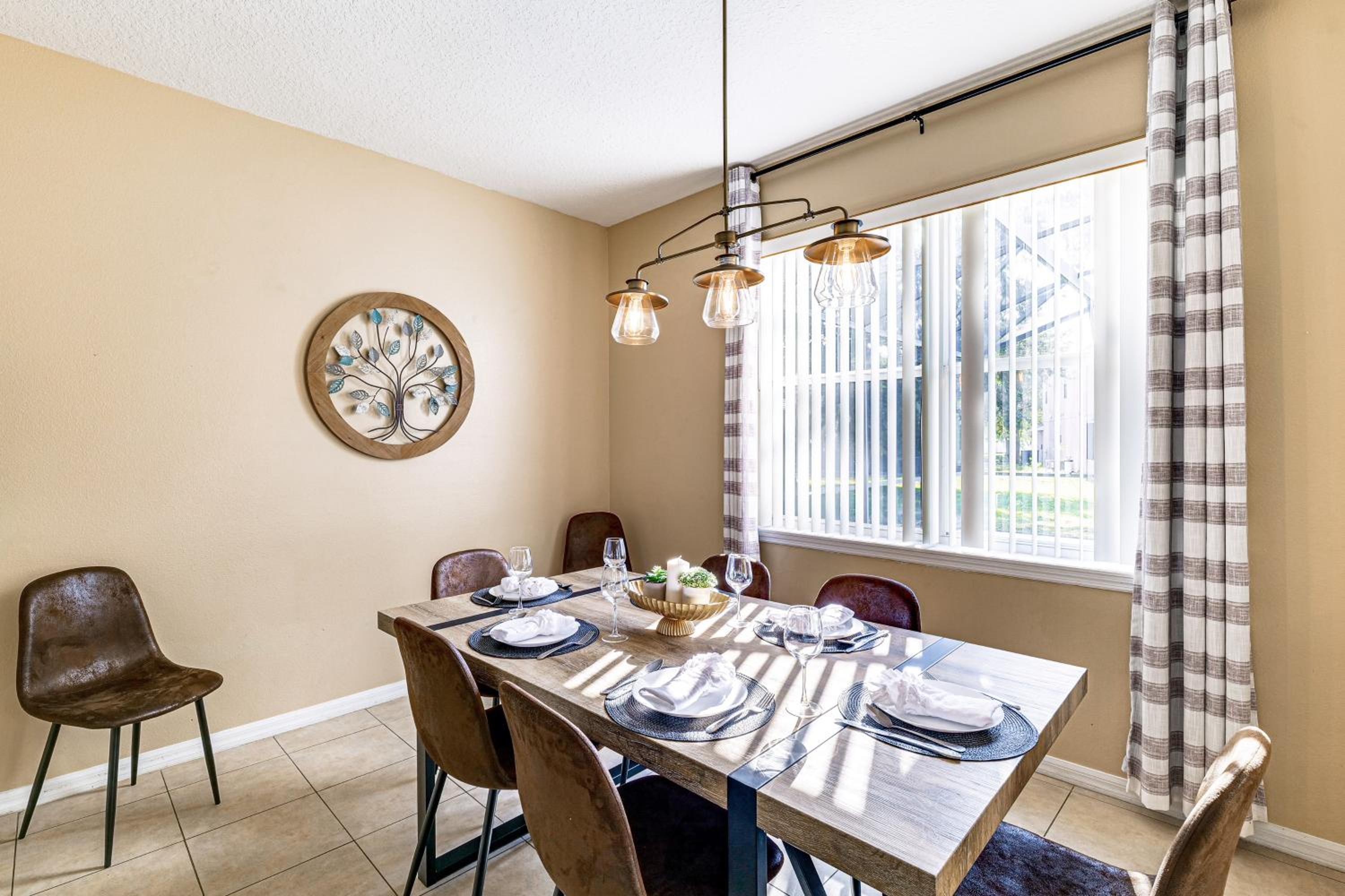 9 Mi to Disney Davenport Home with Pool and Game Room