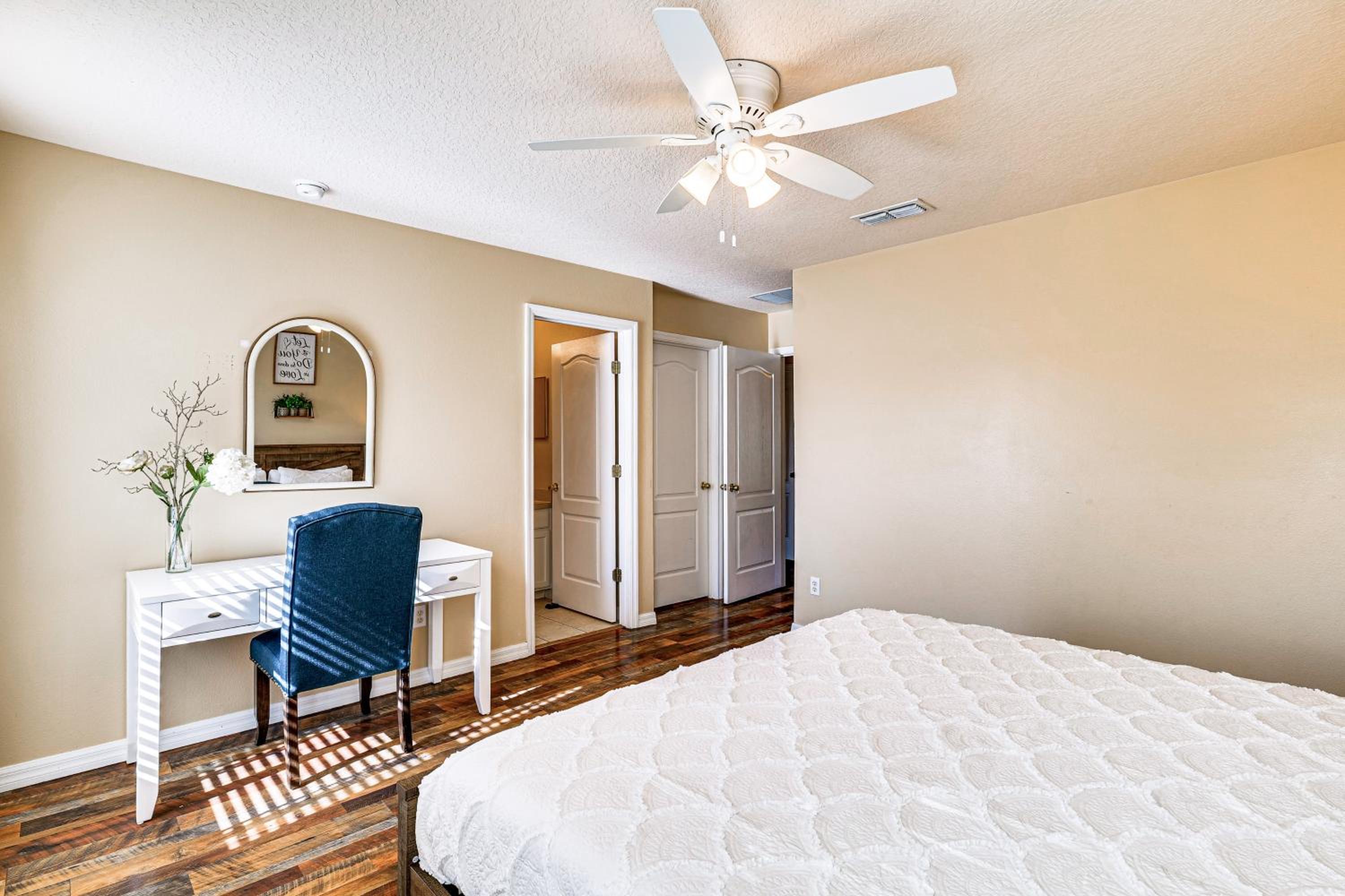 9 Mi to Disney Davenport Home with Pool and Game Room