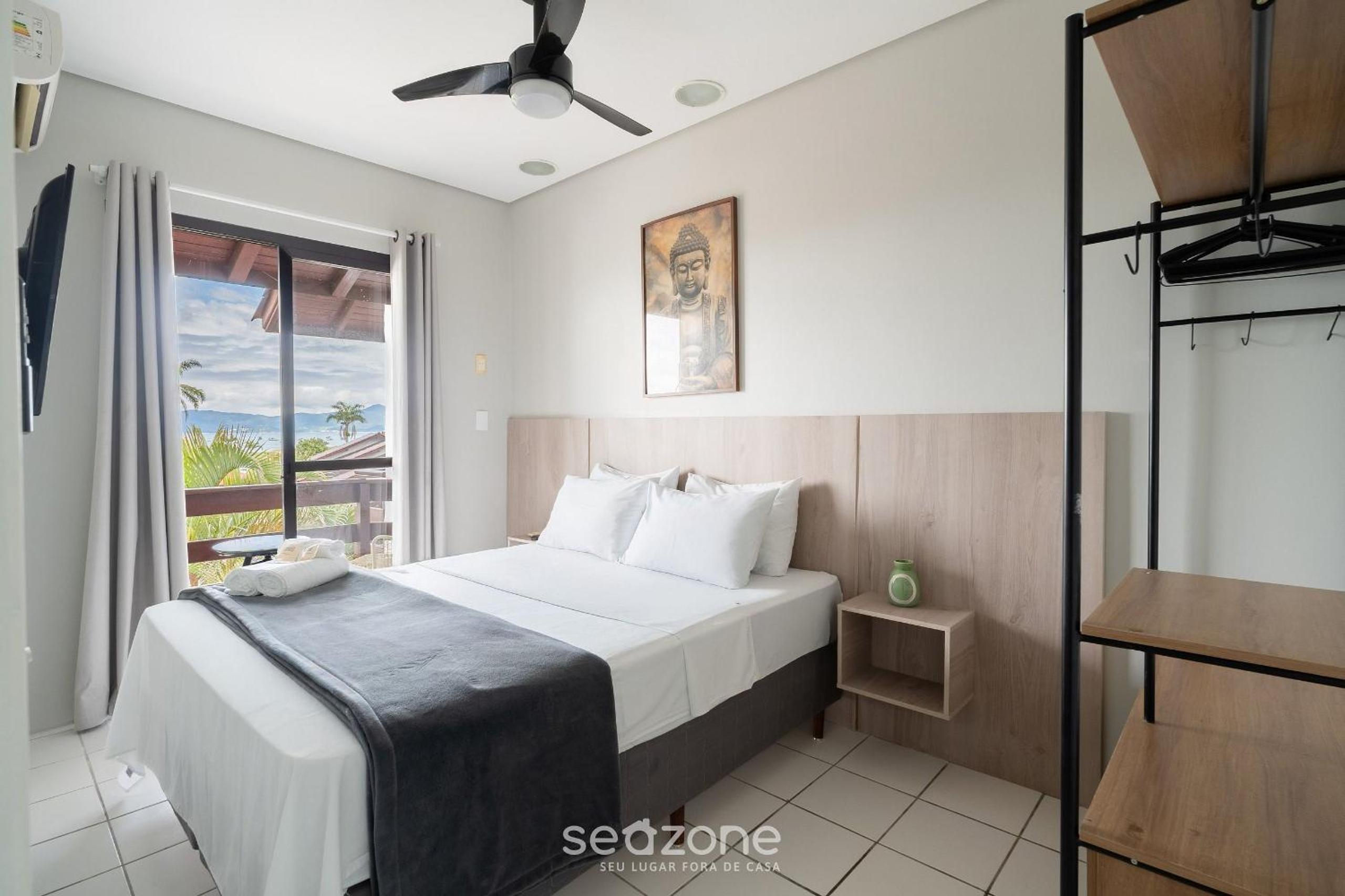2b ap with direct beach access Floripa CRVA0007