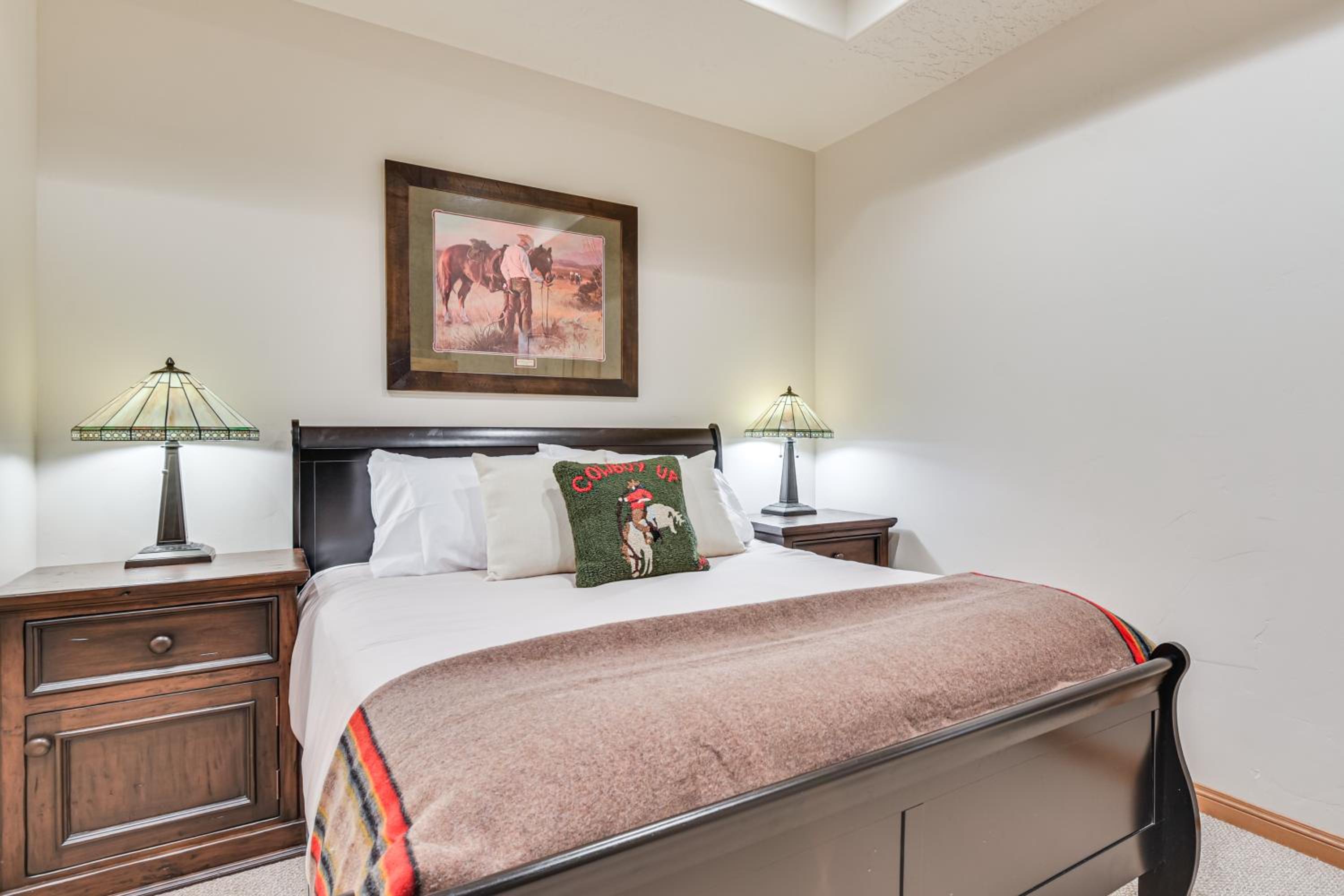 Eden Utah Ski Retreat Near Slopes, Golf and Pool!