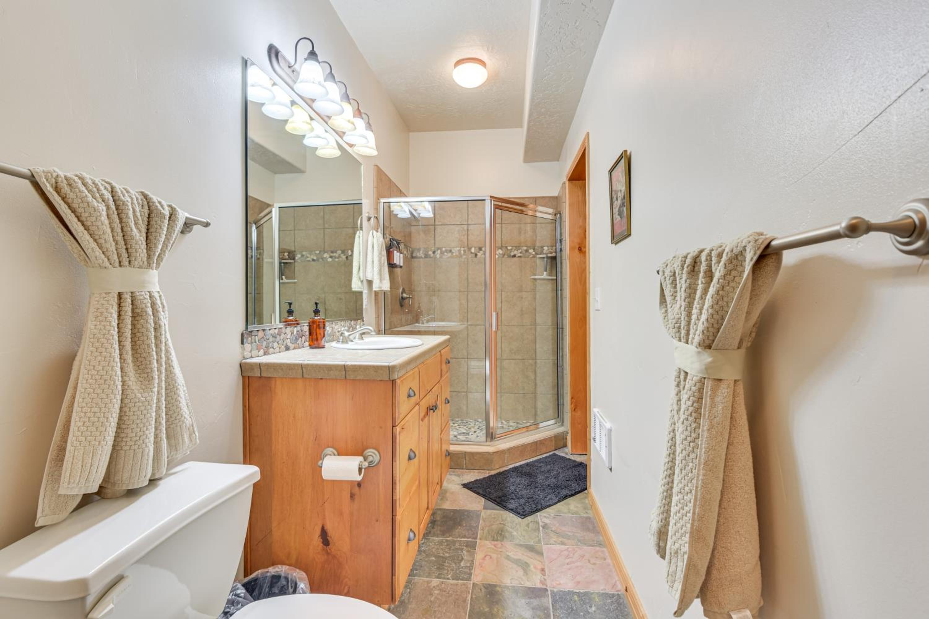Eden Utah Ski Retreat Near Slopes, Golf and Pool!