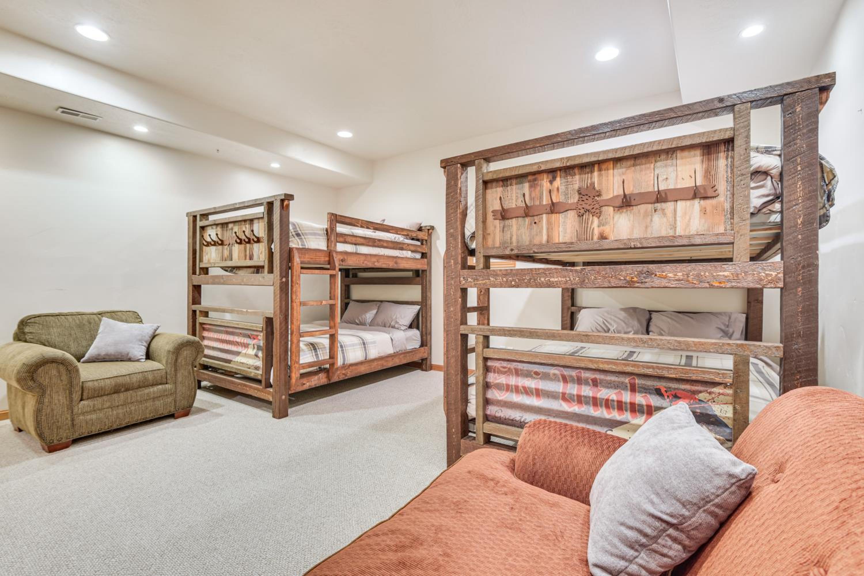 Eden Utah Ski Retreat Near Slopes, Golf and Pool!