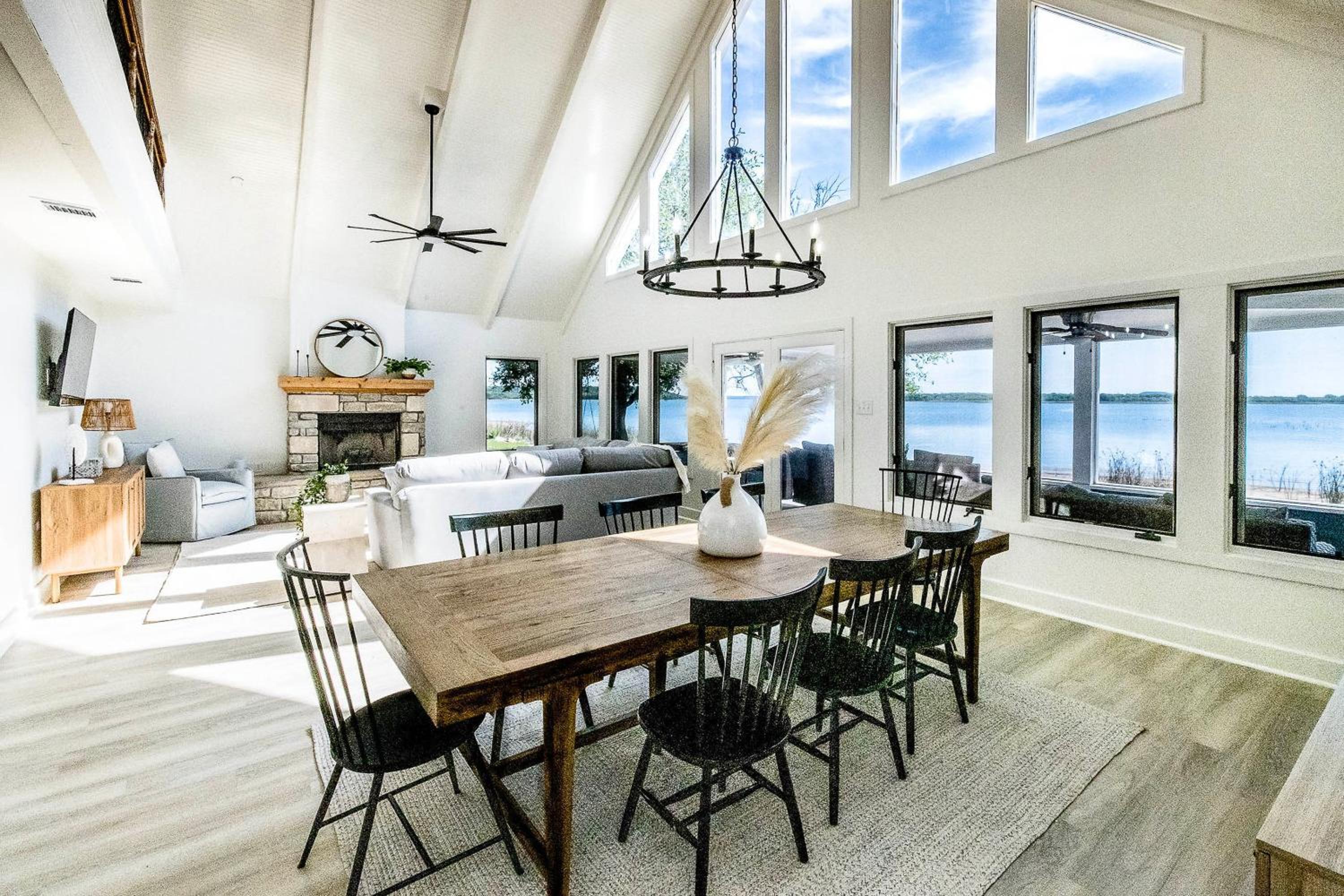 Private Sandy Shore! Possum Kingdom Lake House