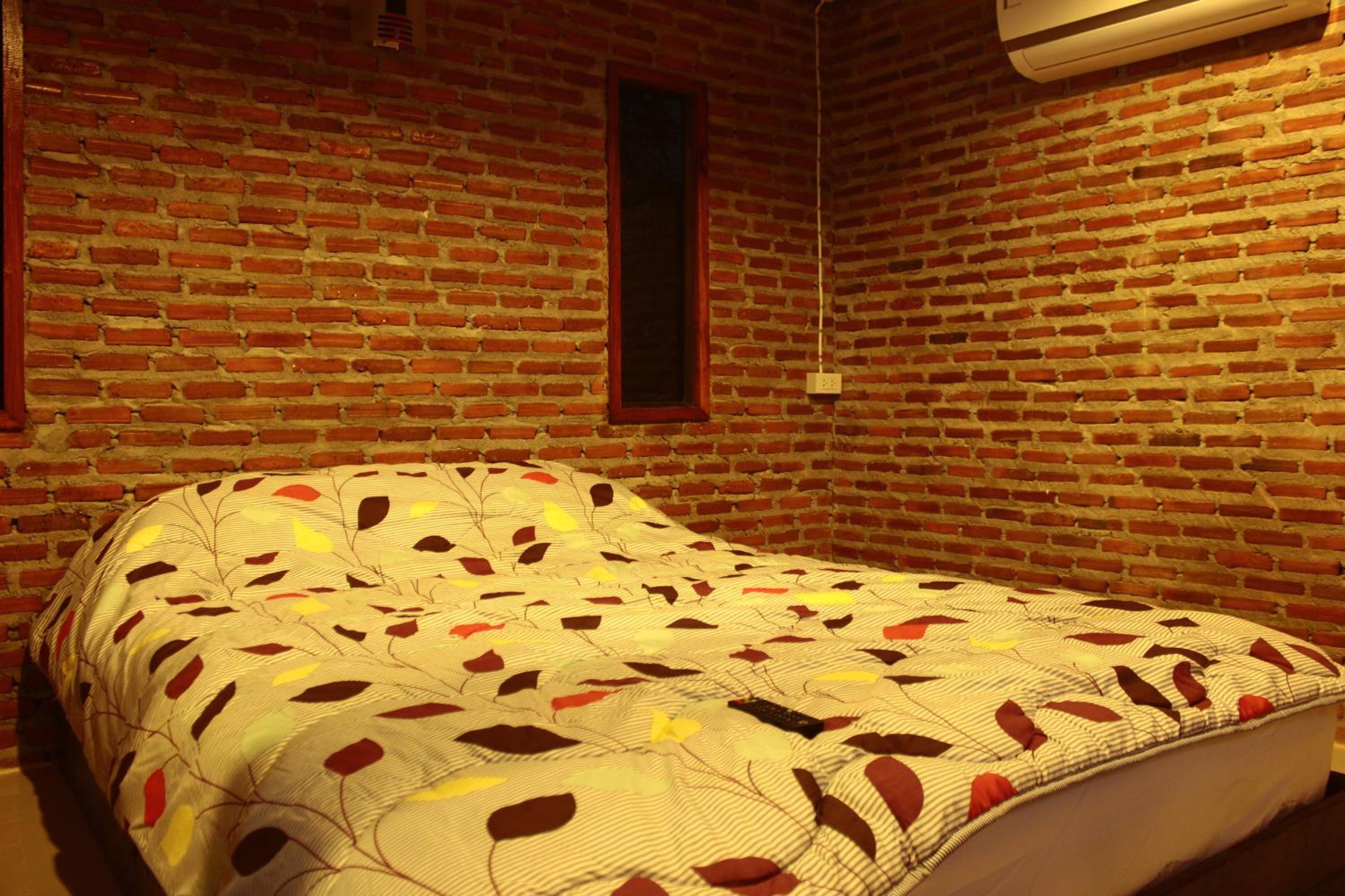Photo 51