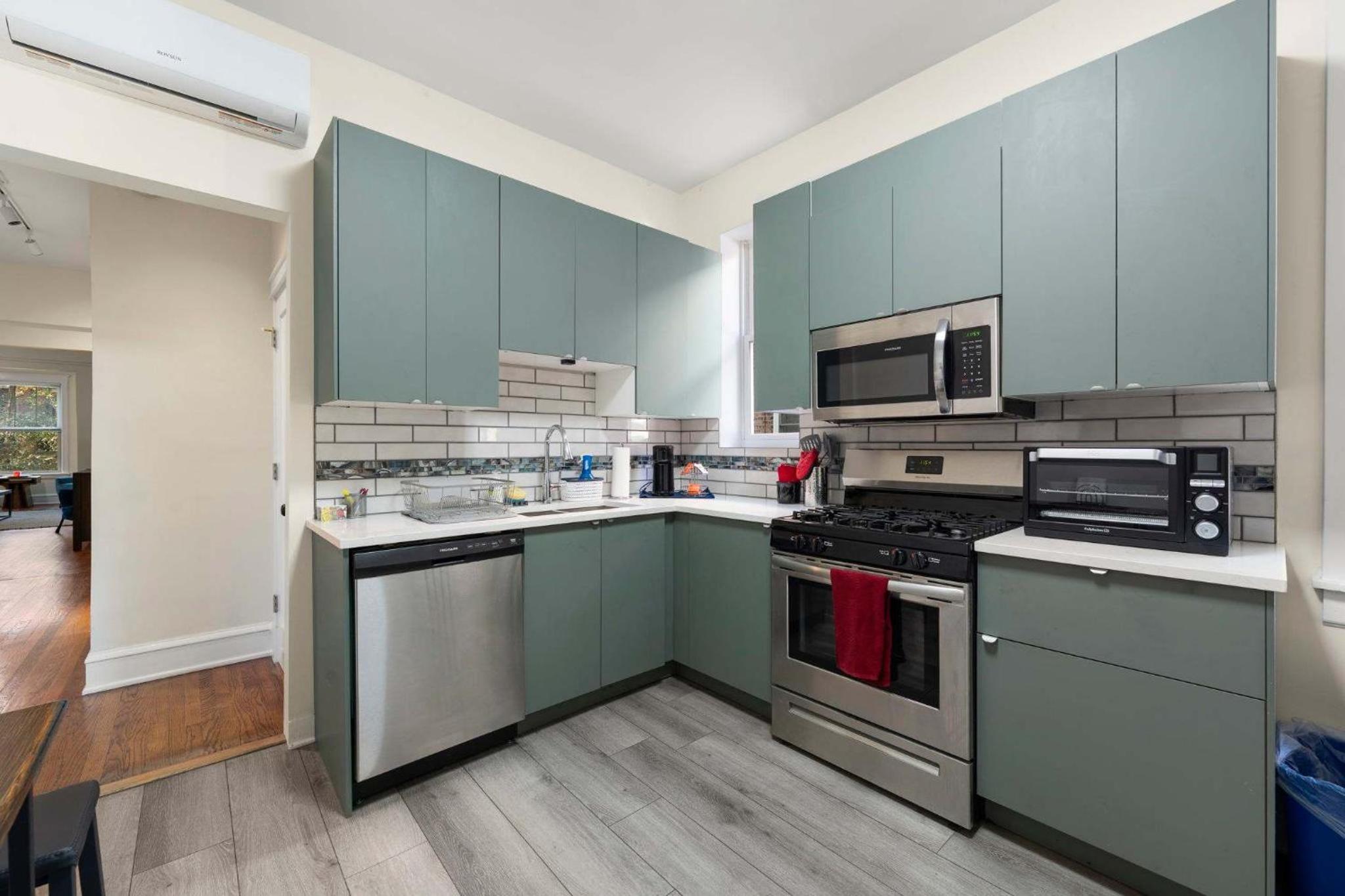 Edgewater Glen 3BD Cozy Retreat