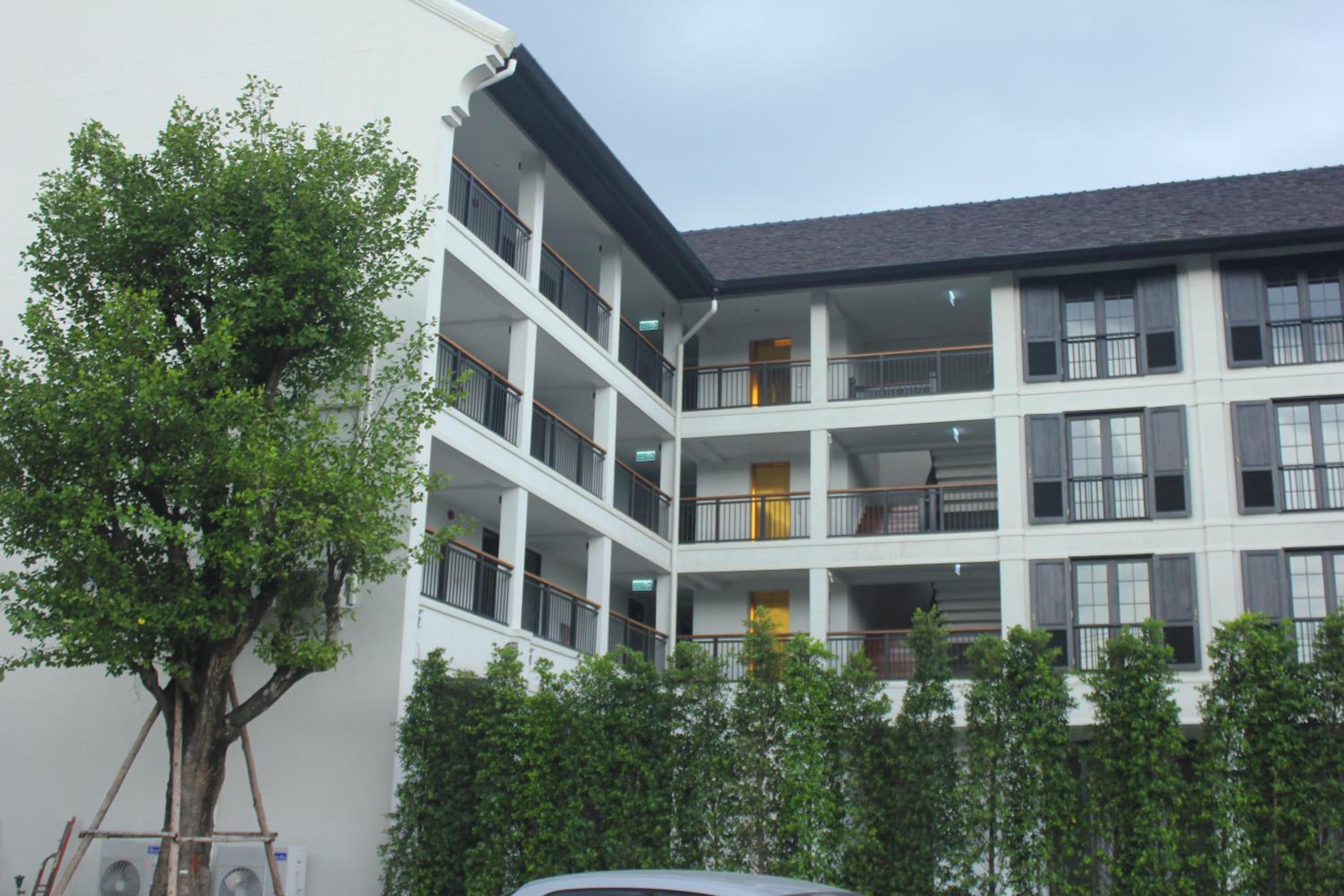 Buri Siri Boutique Hotel