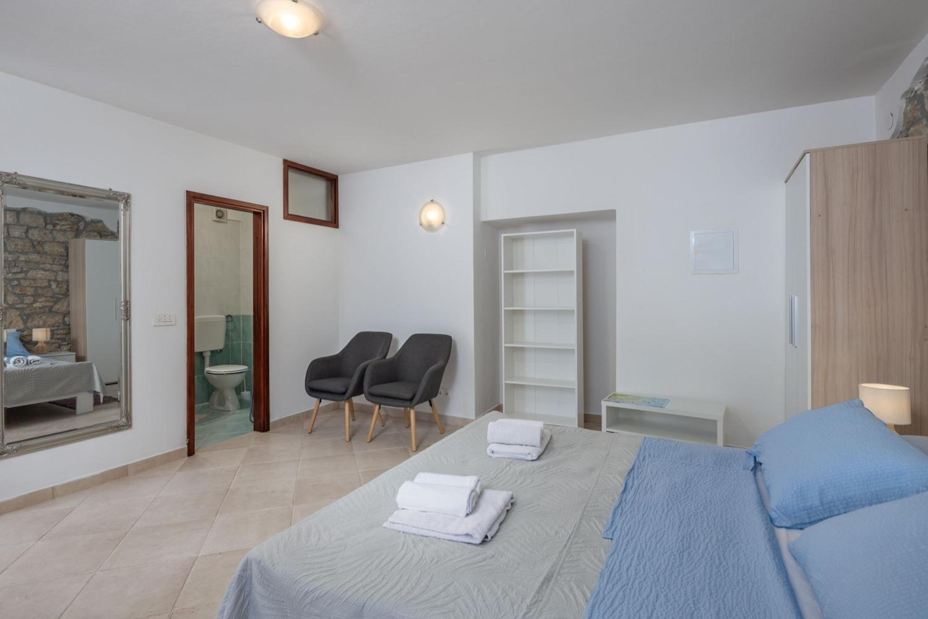 Iva Apartments