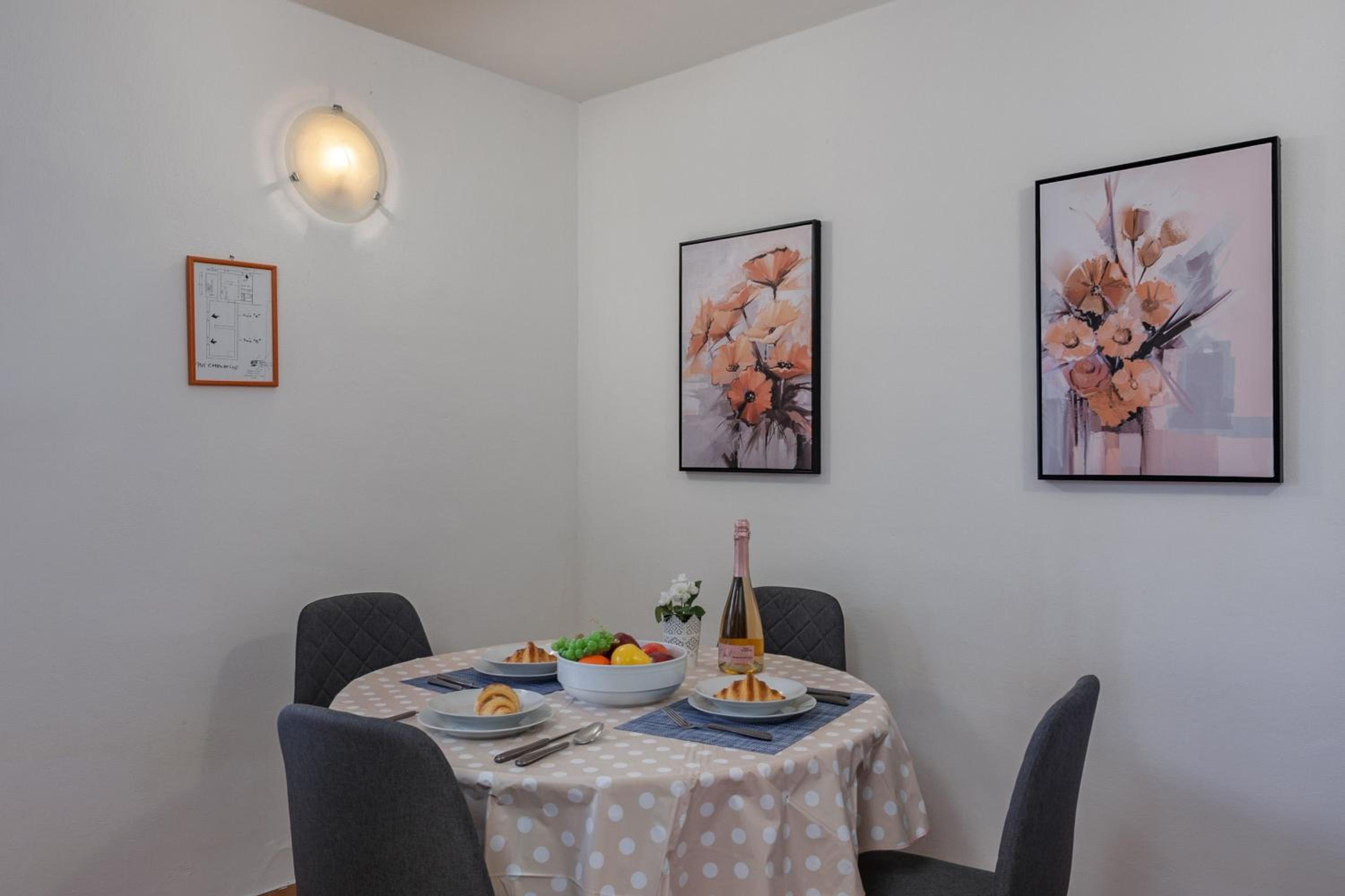Iva Apartments