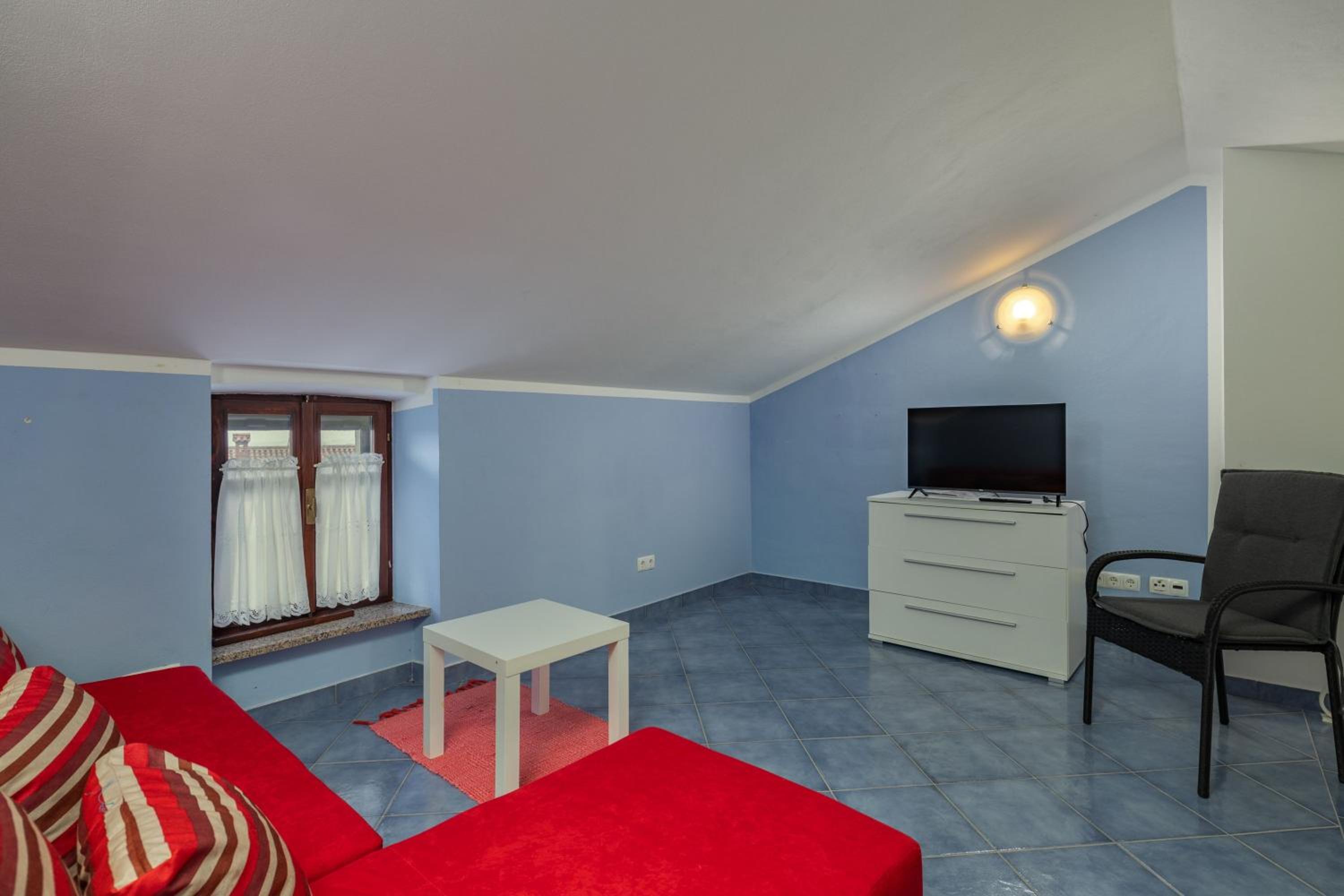 Iva Apartments