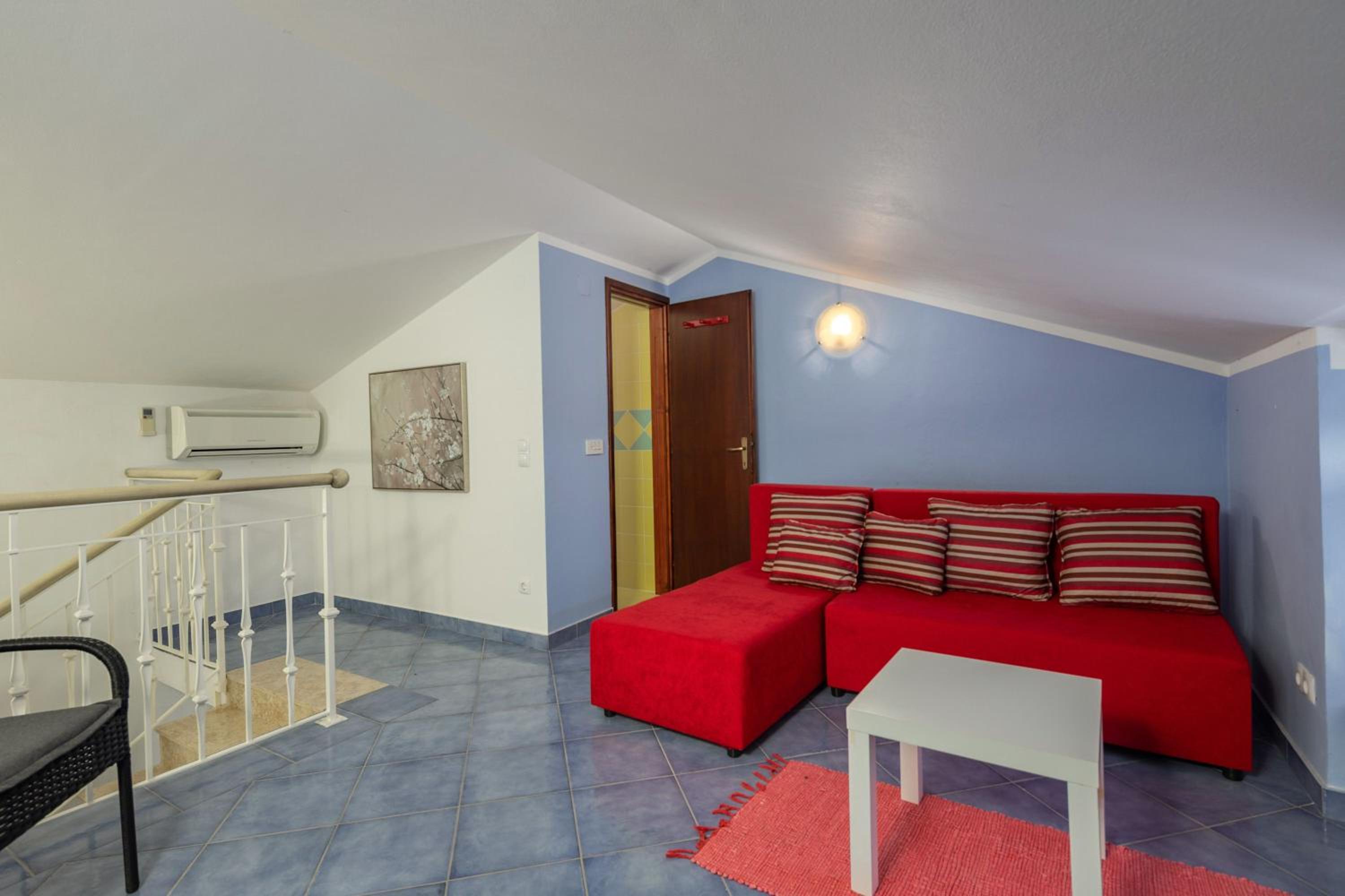 Iva Apartments