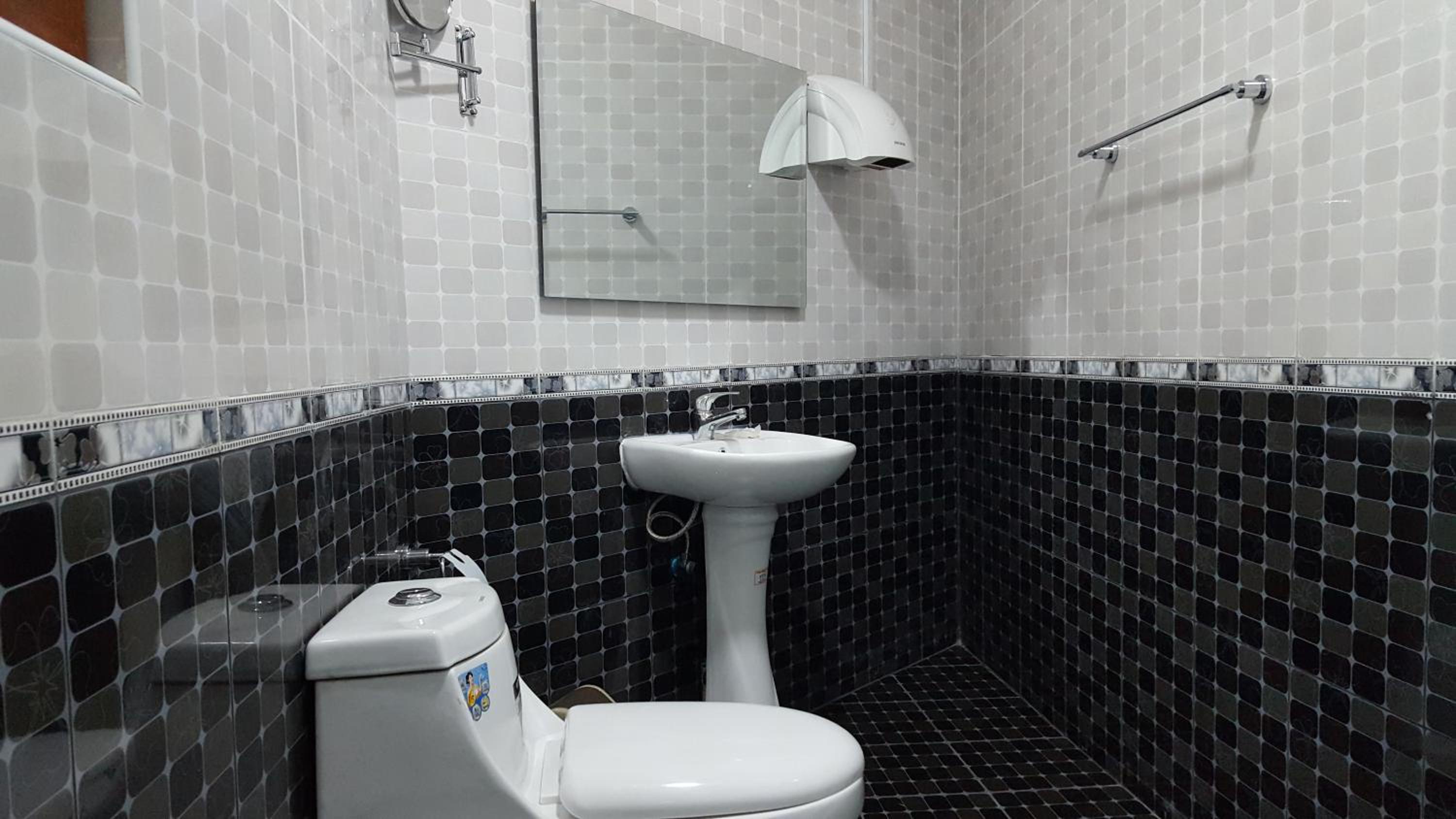 White City Inn