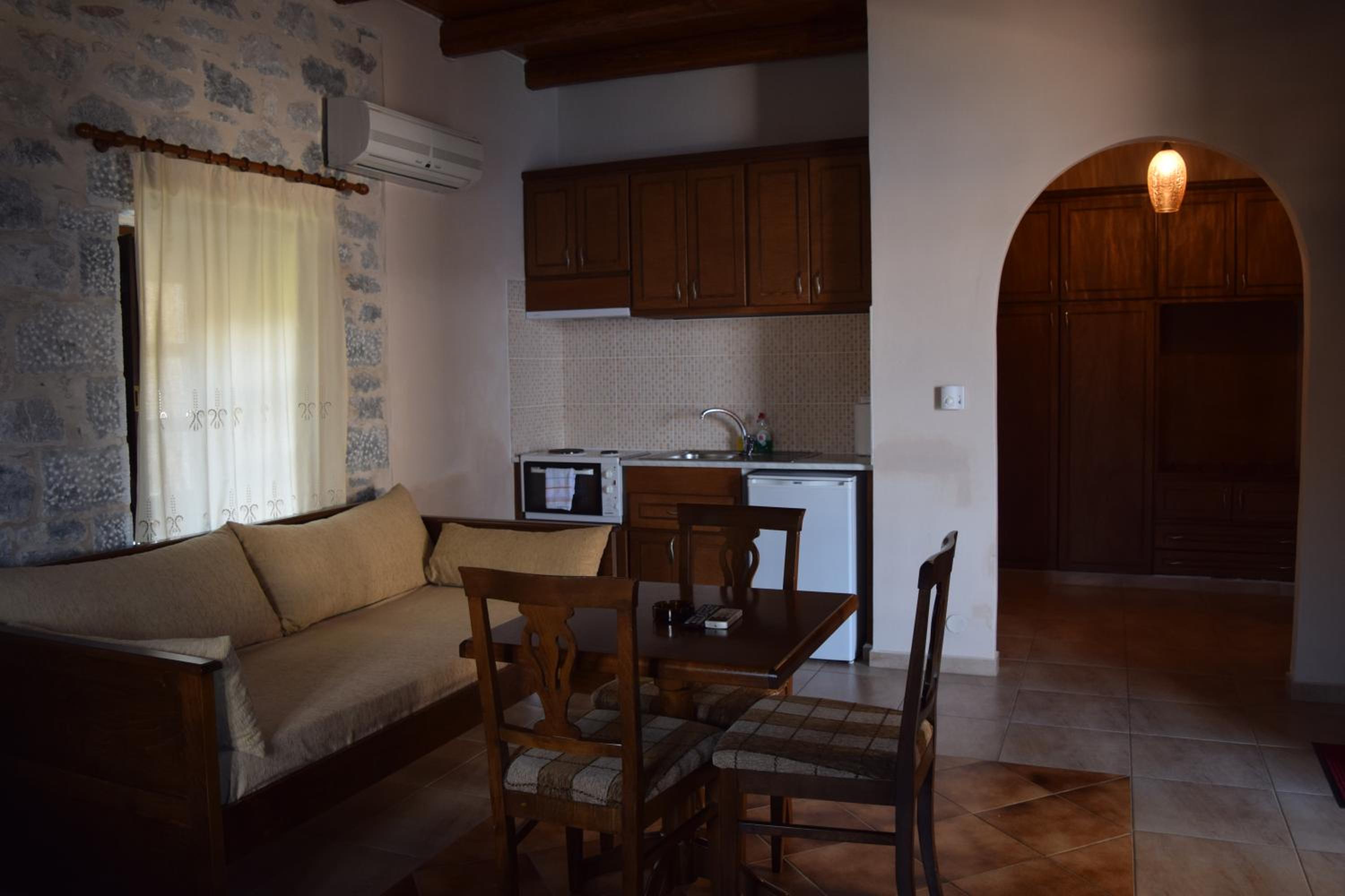 Vasilios Apartments Hotel - Property Image 7