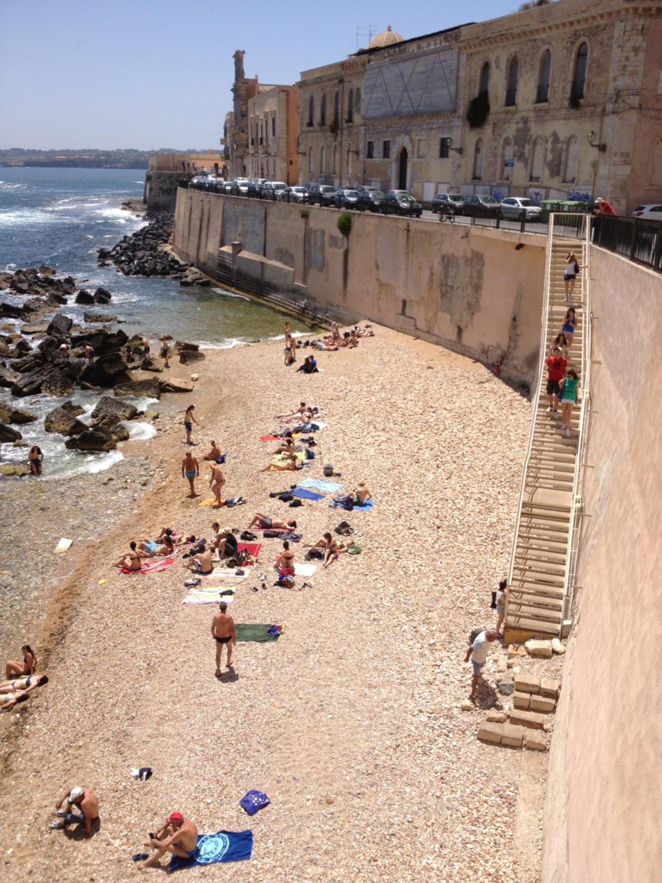 Ortigia Family House