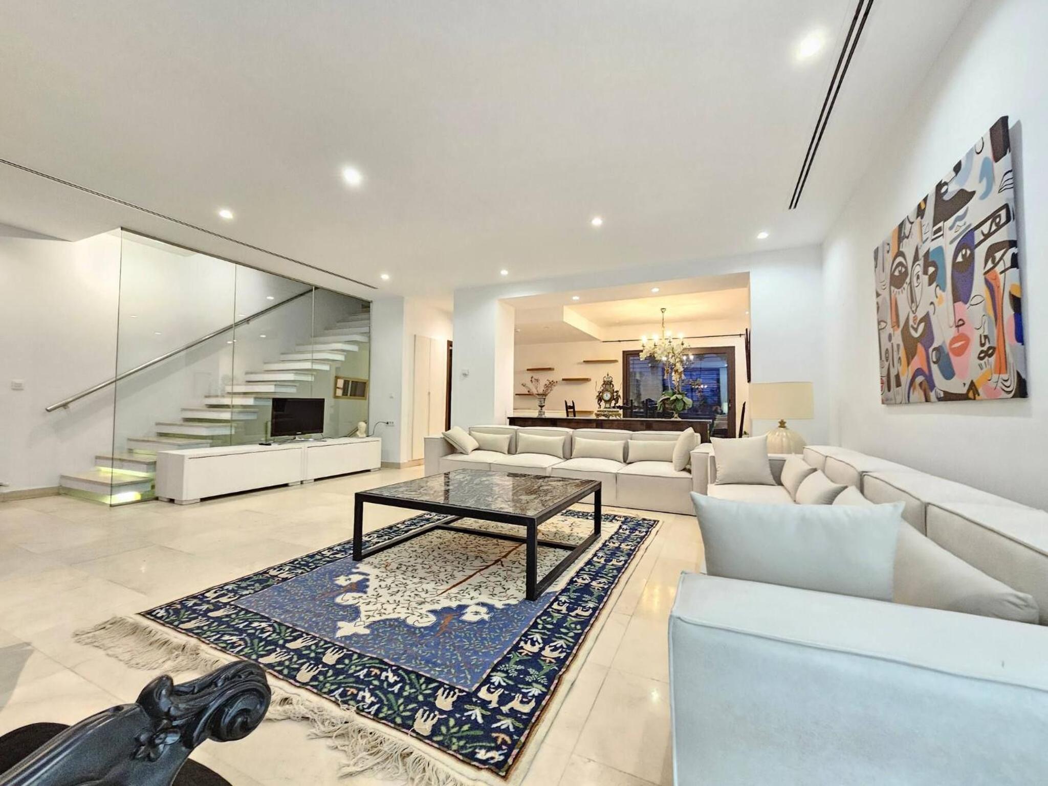Refined villa in the heart of La Marsa with garden