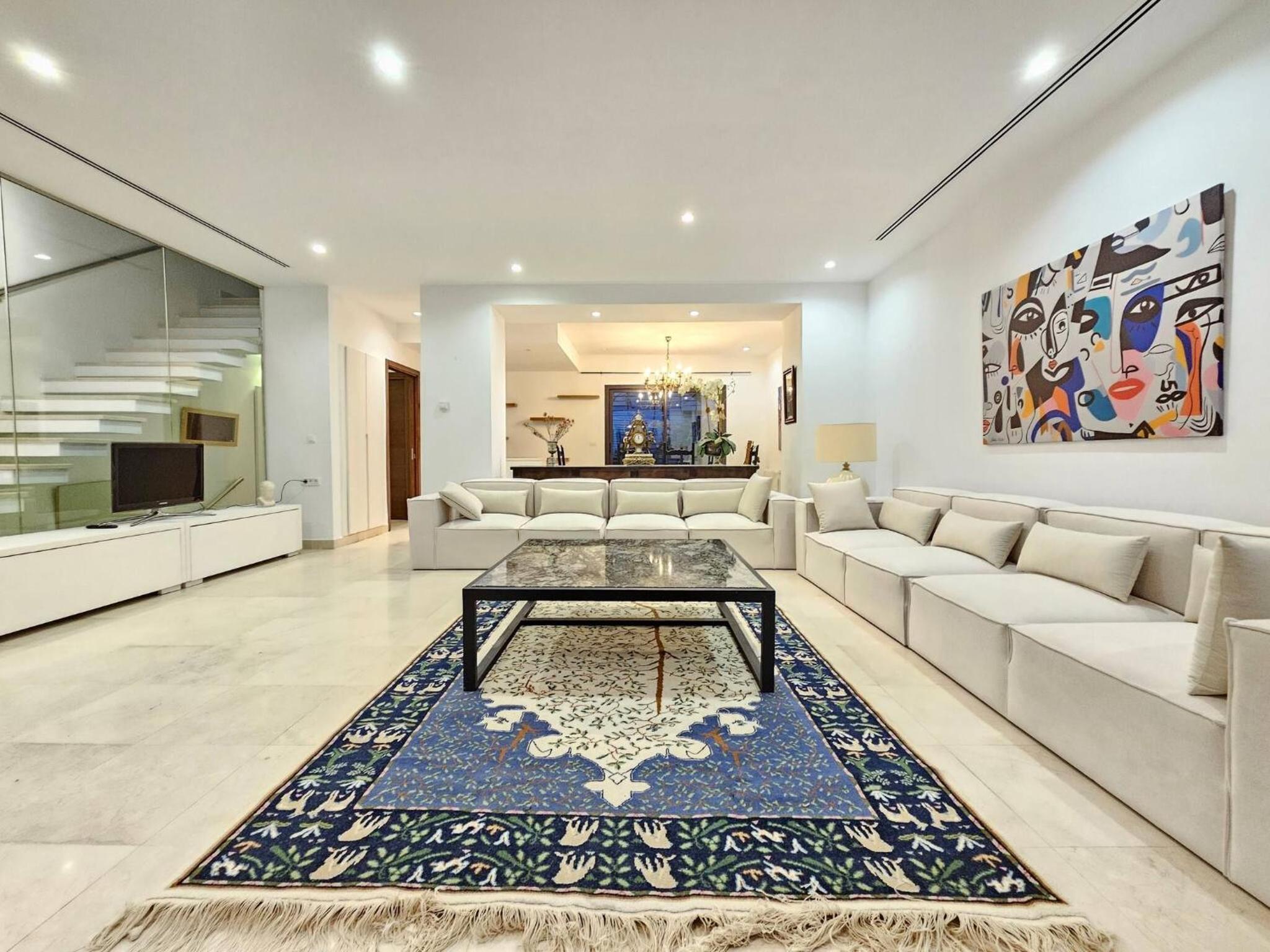 Refined villa in the heart of La Marsa with garden