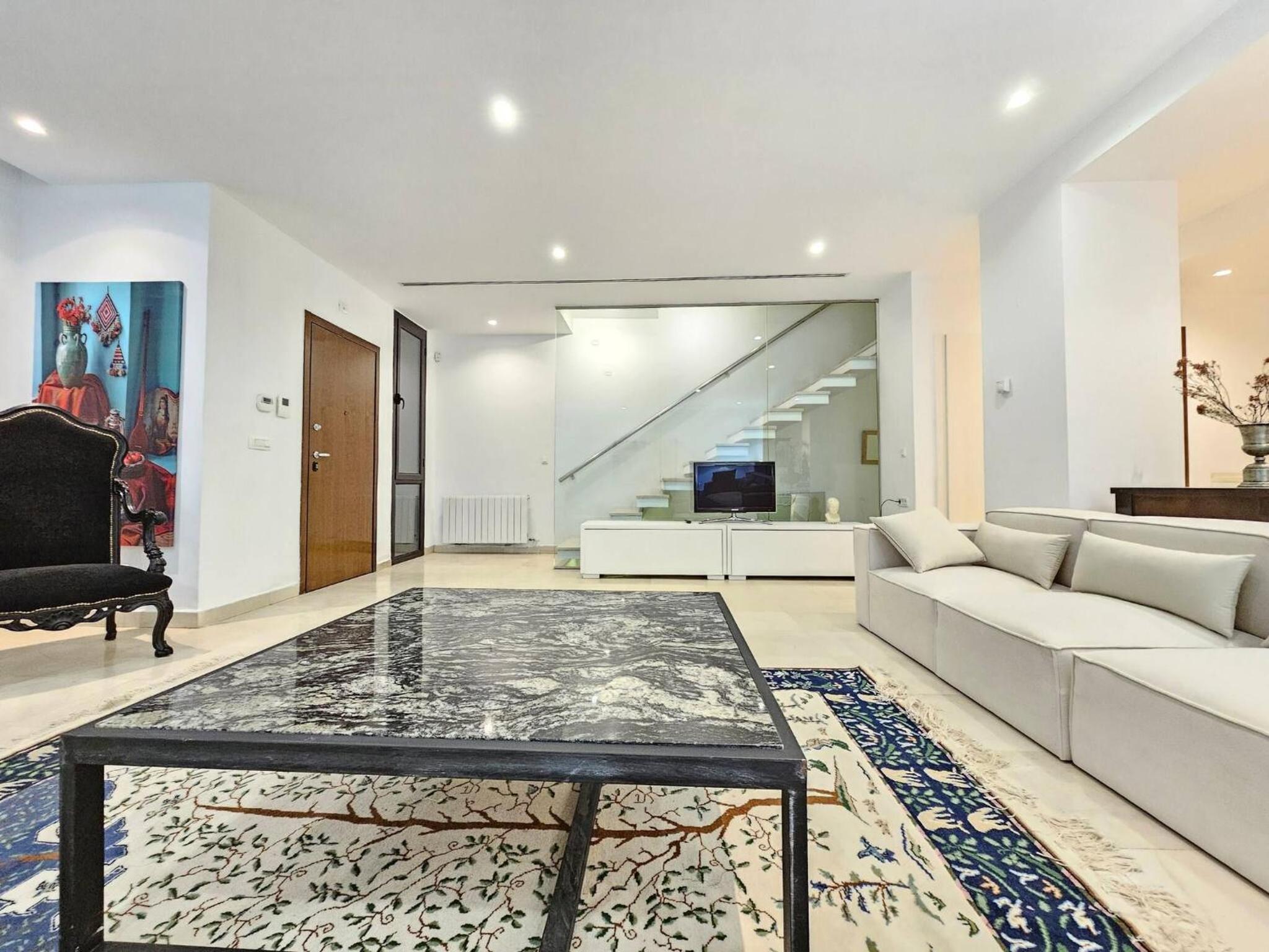 Refined villa in the heart of La Marsa with garden