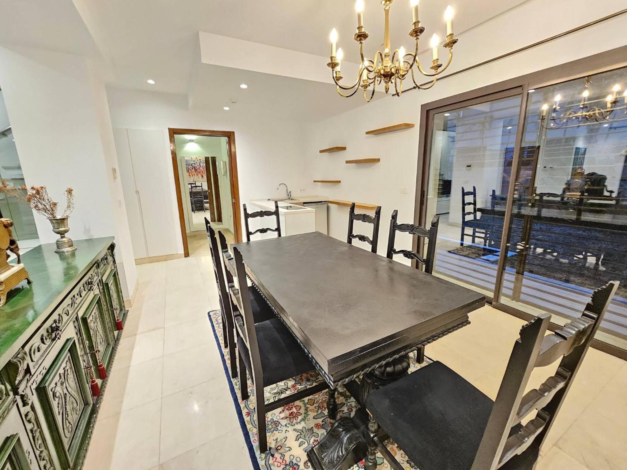Refined villa in the heart of La Marsa with garden