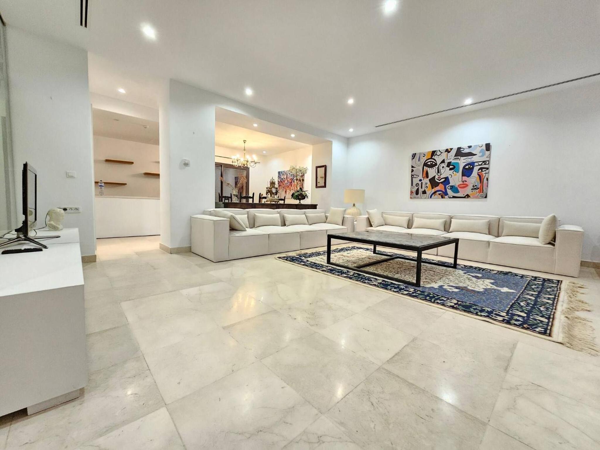Refined villa in the heart of La Marsa with garden