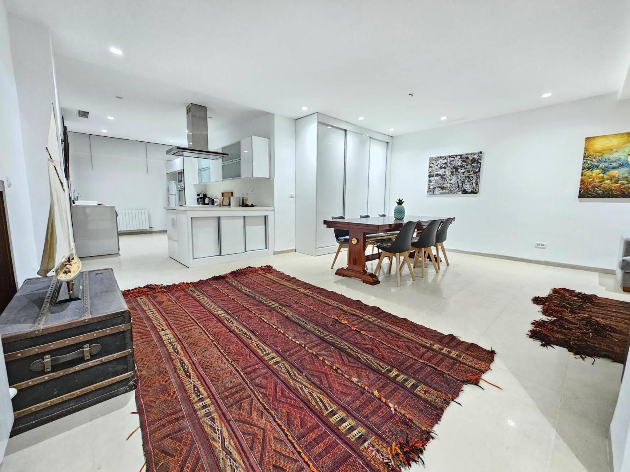 Refined villa in the heart of La Marsa with garden