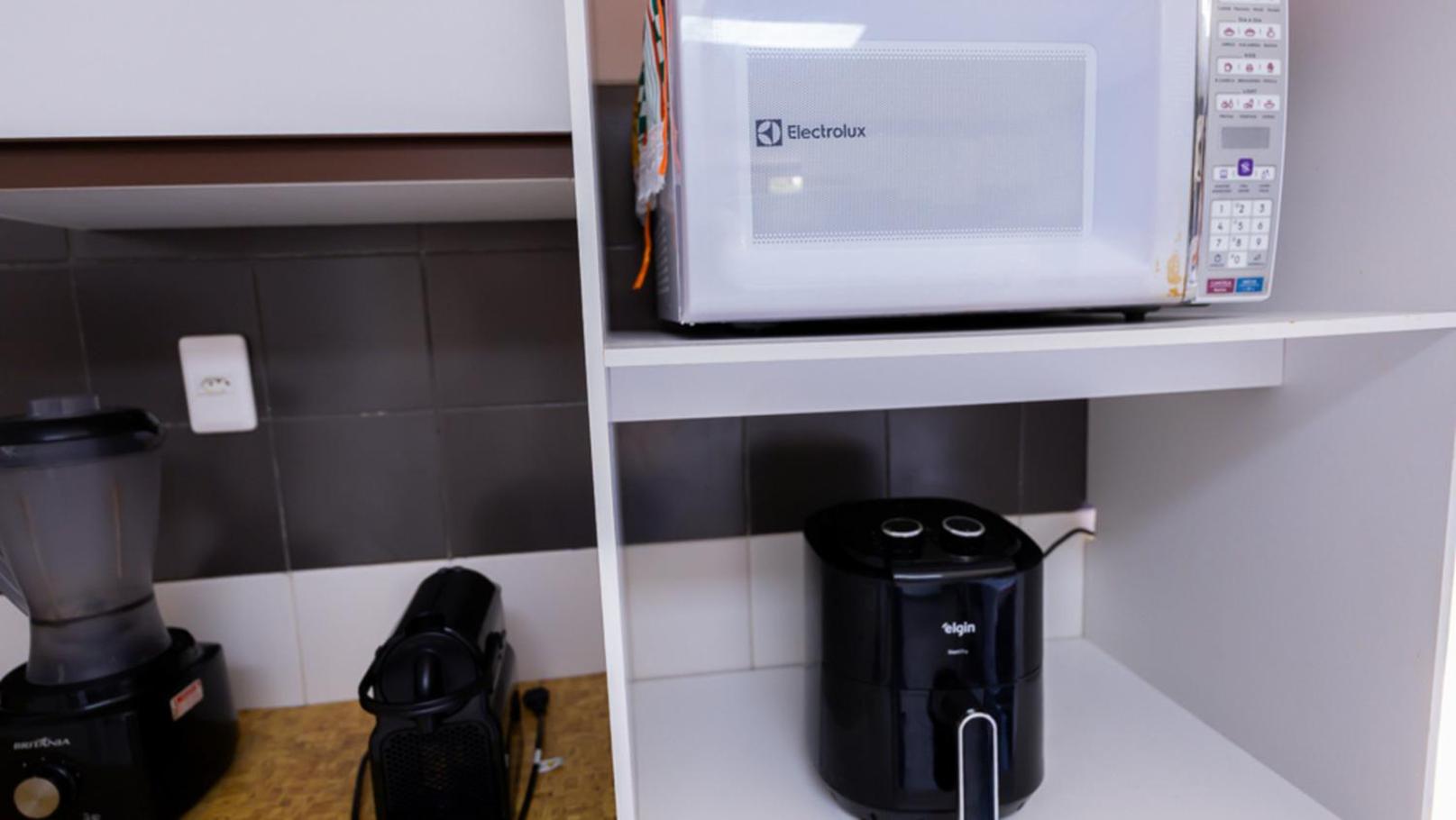 Casa com Wi-Fi, Piscina e Garagem a 550m da Praia