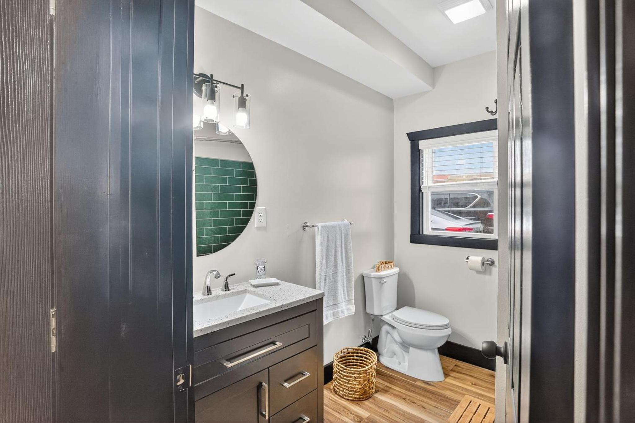 Rustic KY Retreat, Columbia House Unit B apts