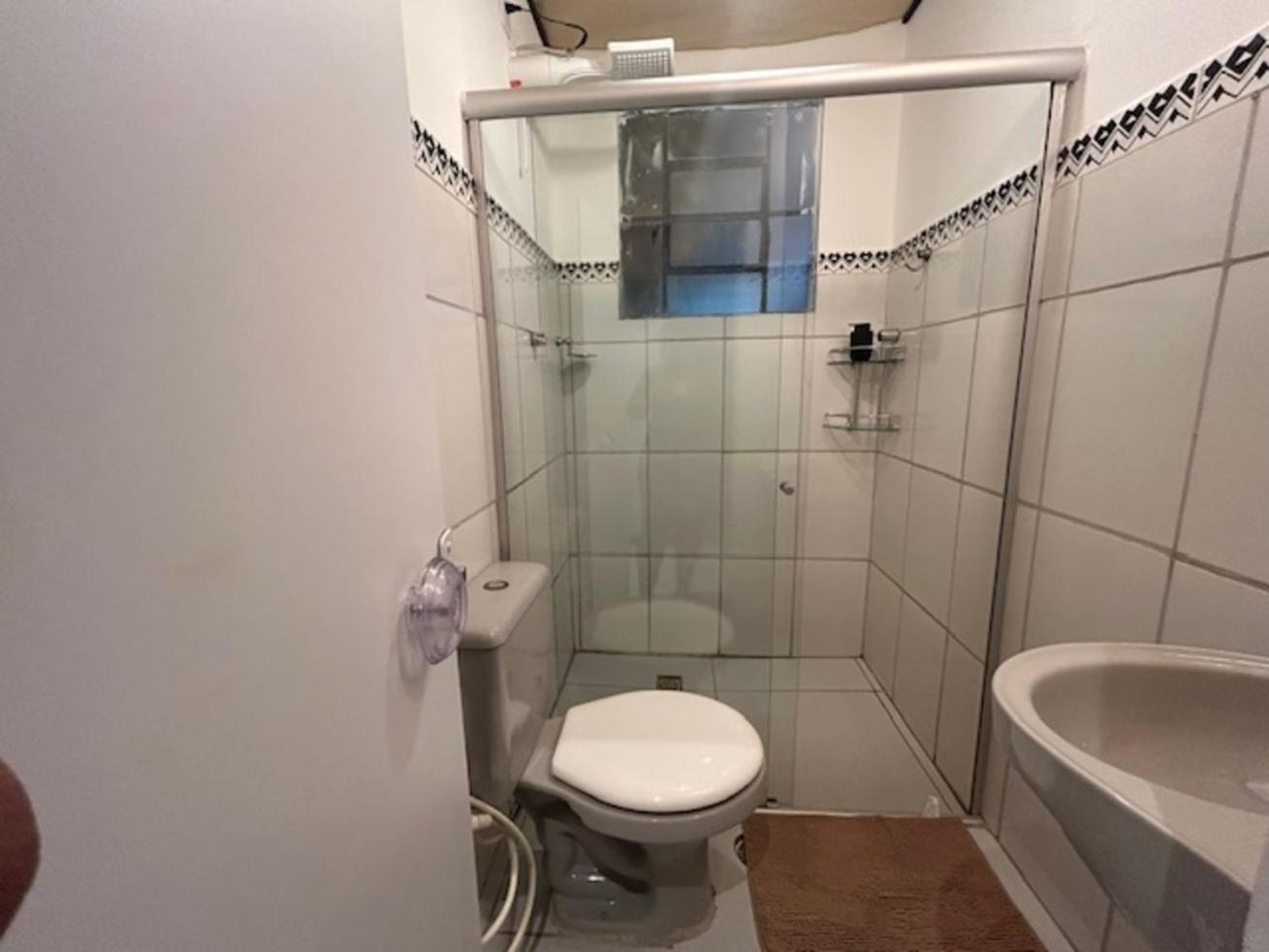 Casa Moreira conforto e lazer a 200m da Praia