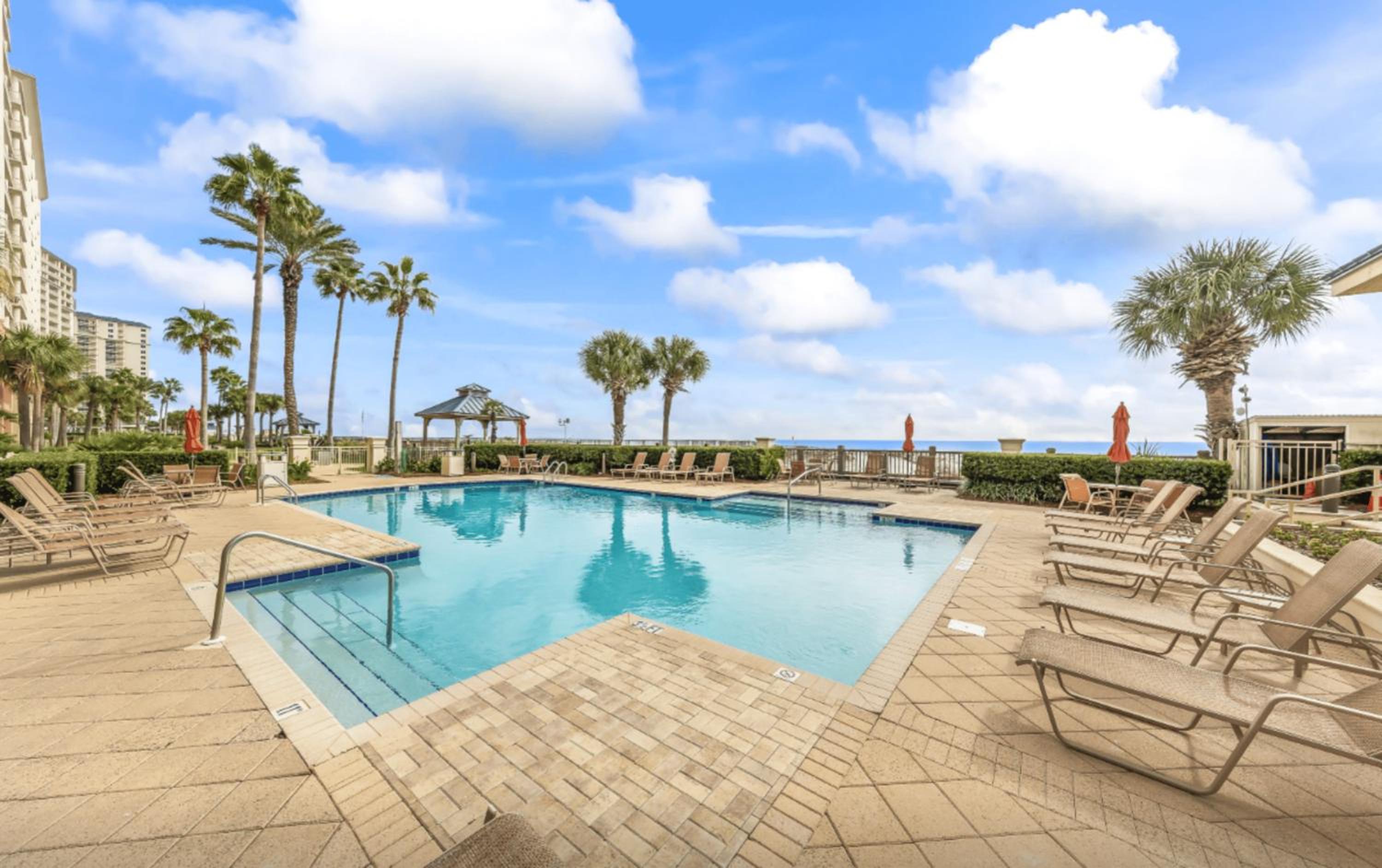 Beach Club 1109 D