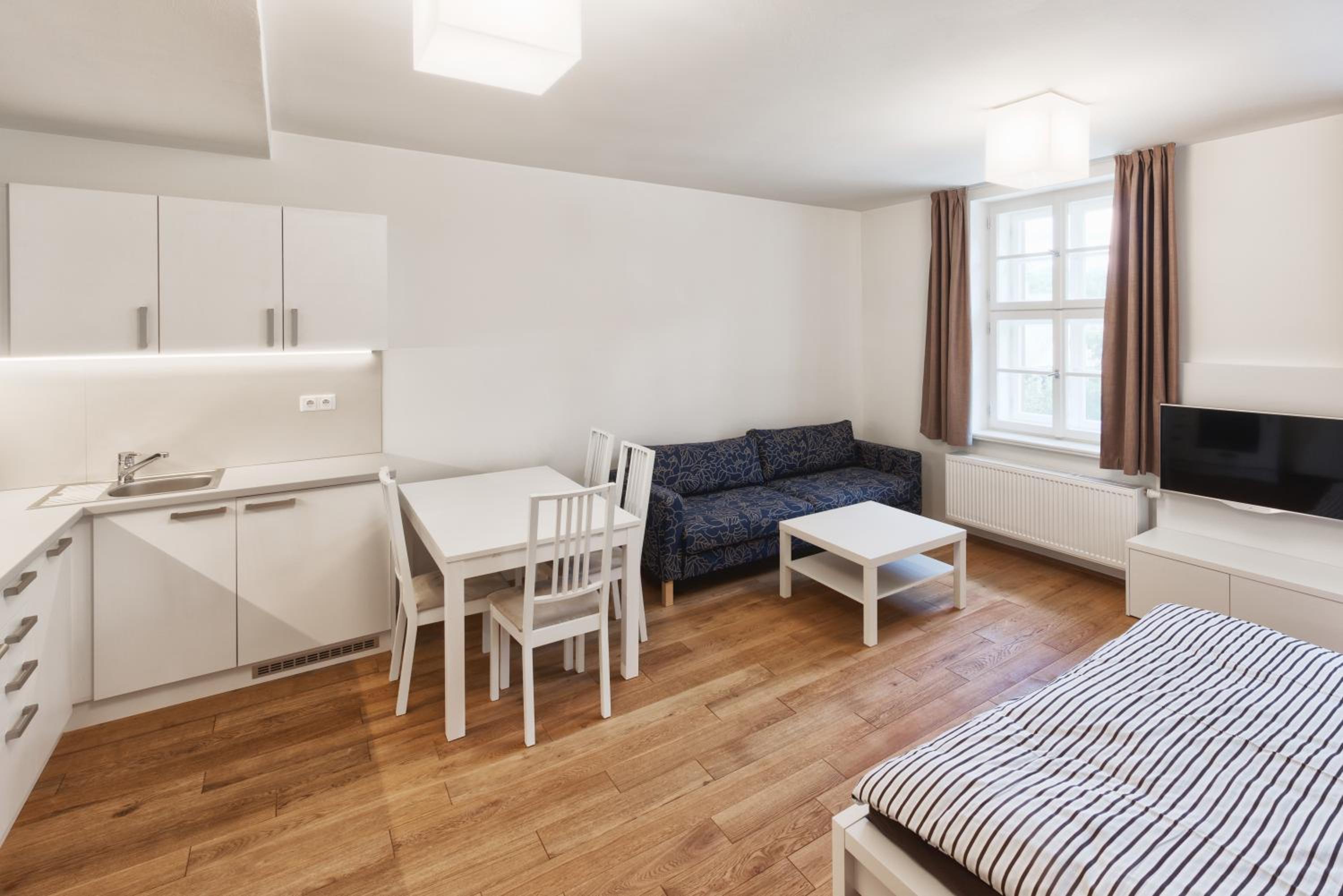 Theresian Apartment