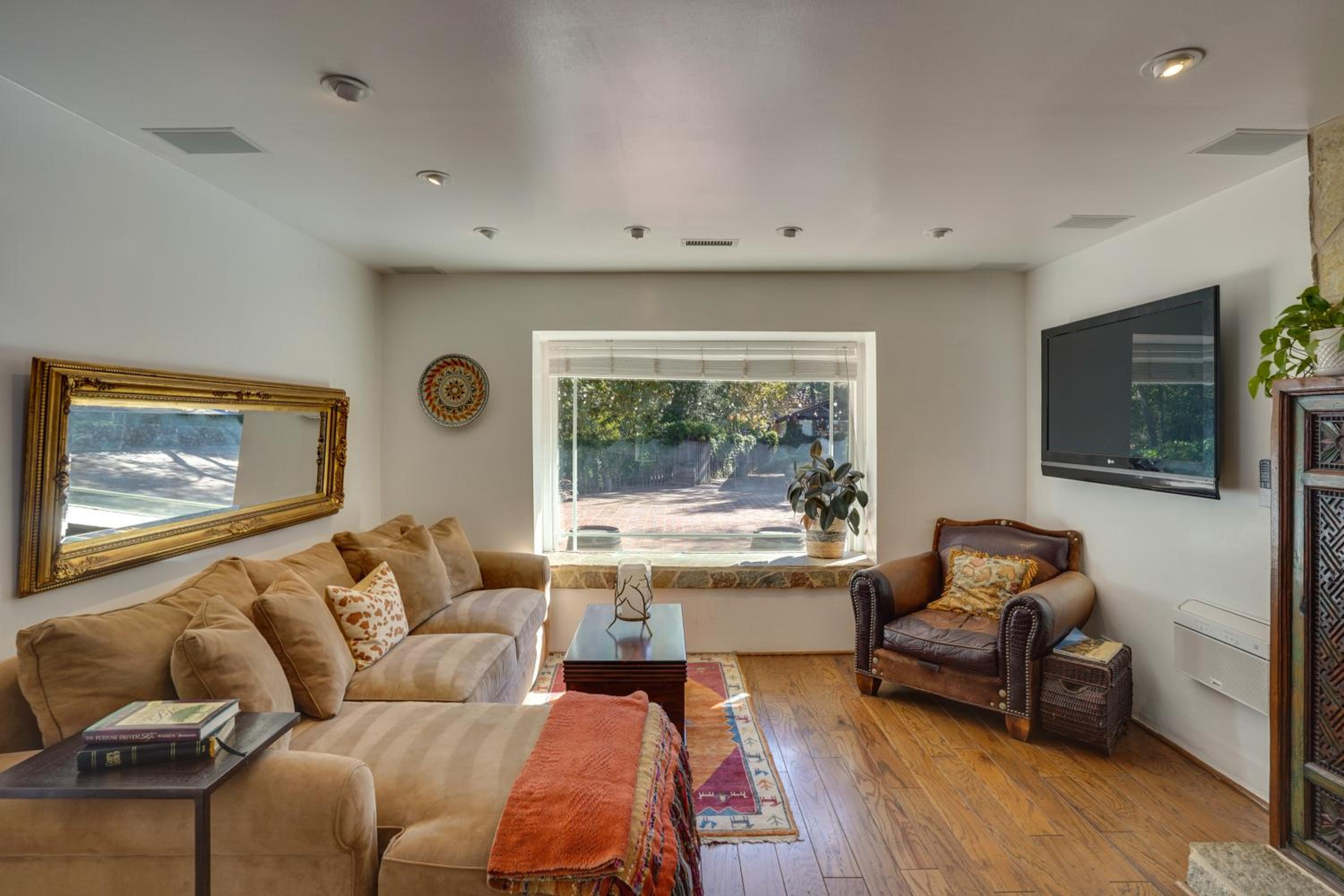 Spacious Courtyard and Spanish Charm Silverado Home