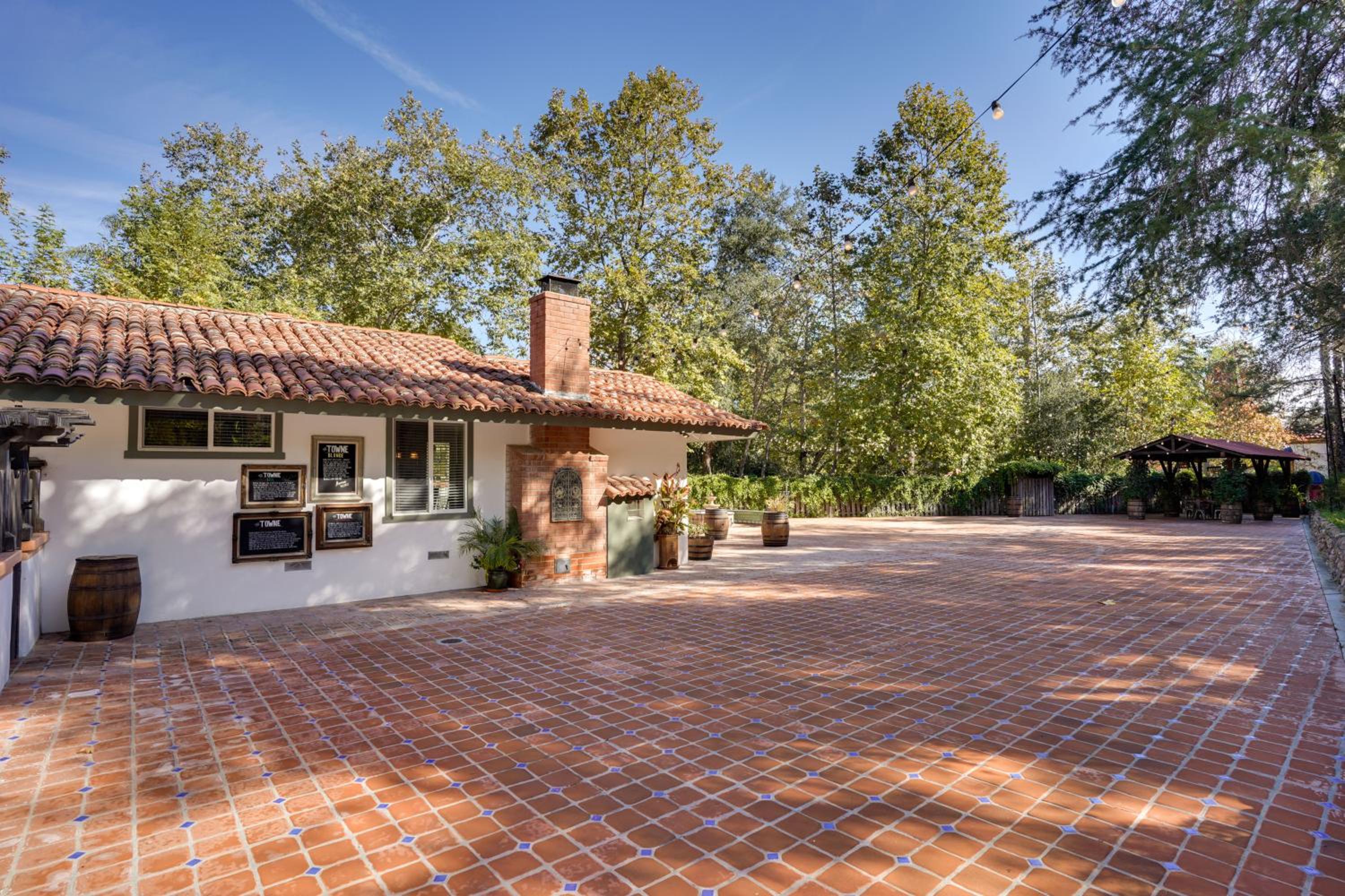 Spacious Courtyard and Spanish Charm Silverado Home