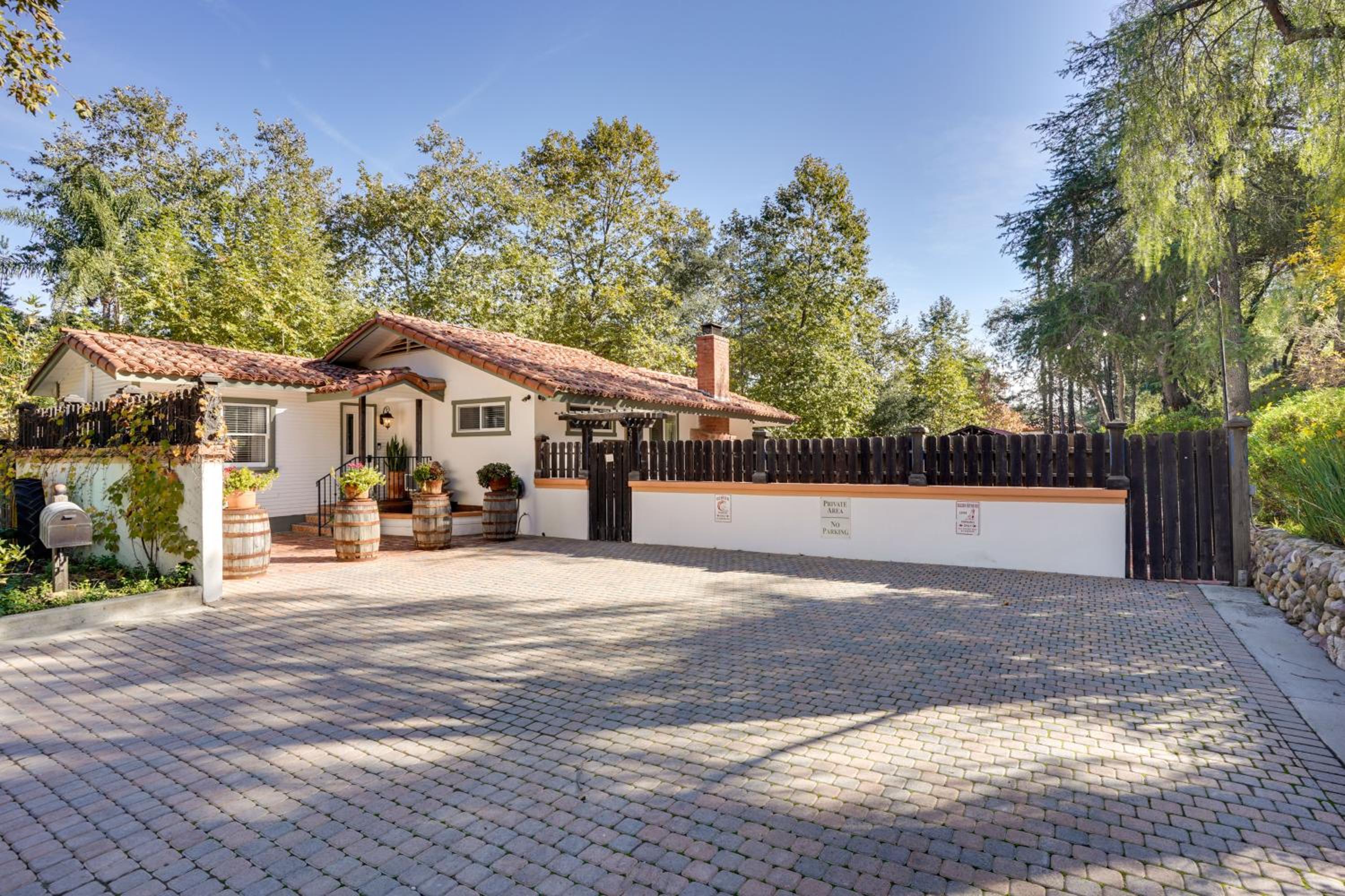 Spacious Courtyard and Spanish Charm Silverado Home