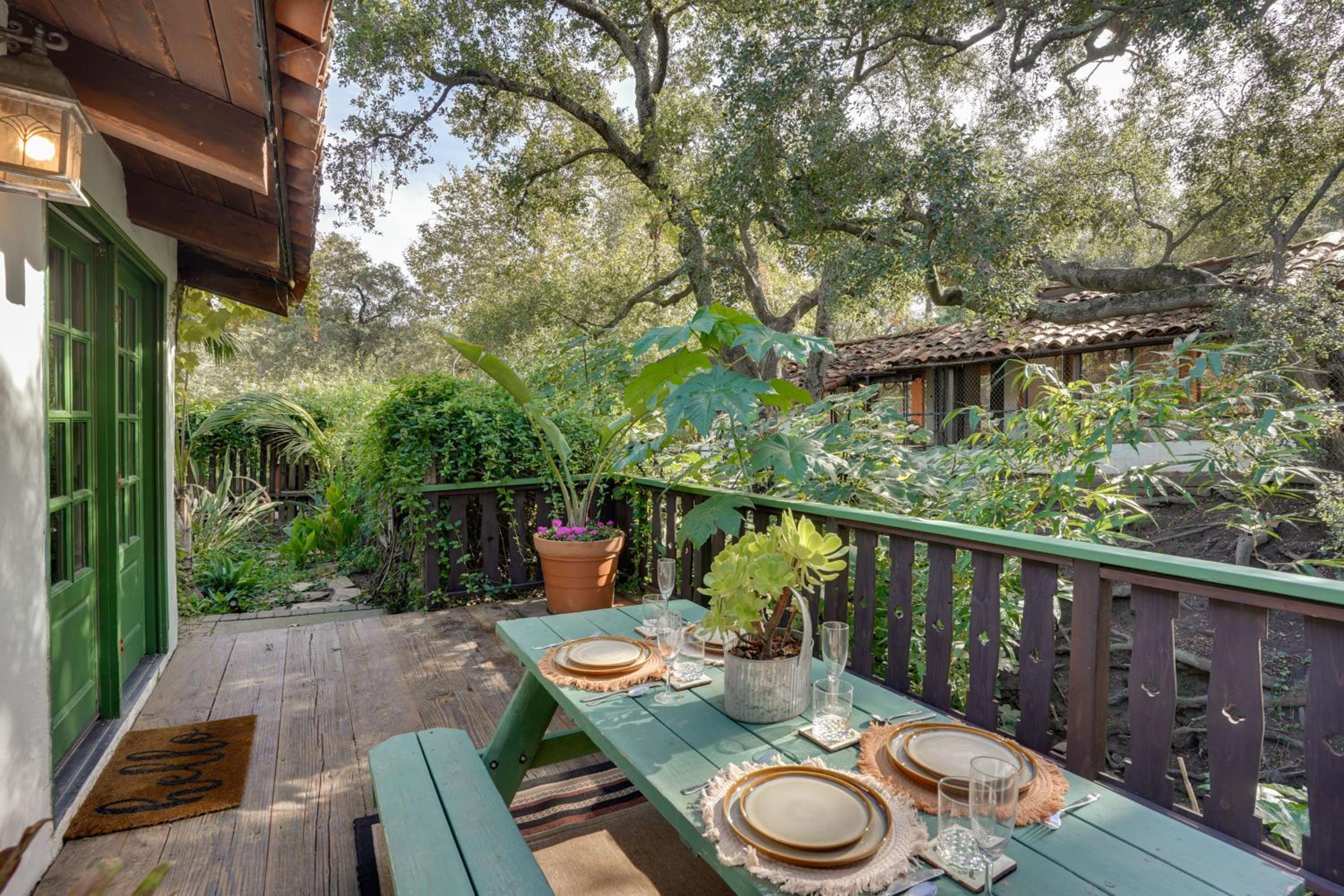 Romantic Retreat at Rancho Las Lomas Pet Friendly