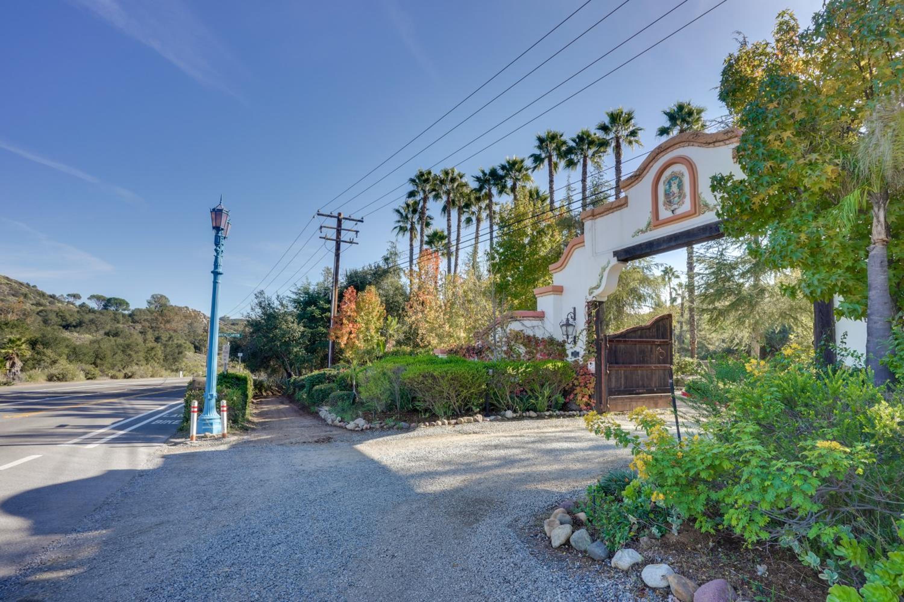 Romantic Retreat at Rancho Las Lomas Pet Friendly